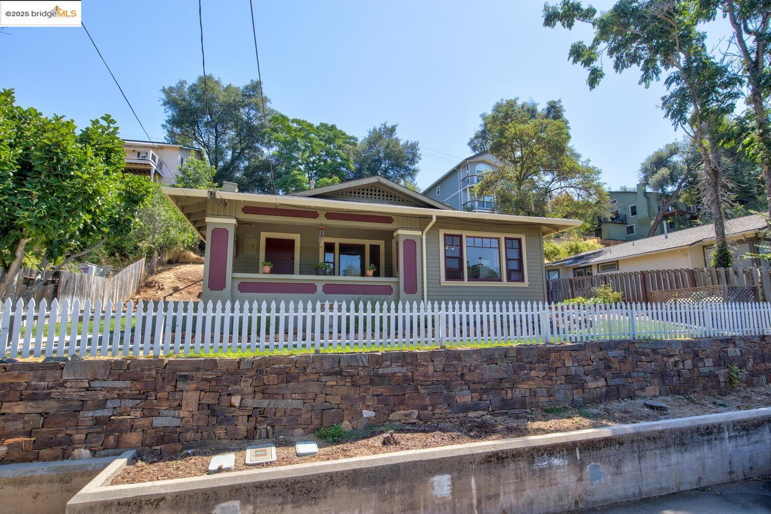 Detail Gallery Image 2 of 38 For 375 S Shepherd Street, Sonora,  CA 95370 - 2 Beds | 1 Baths