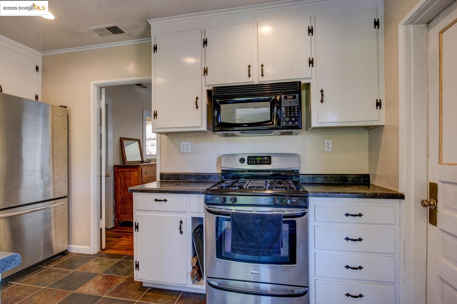 Detail Gallery Image 18 of 38 For 375 S Shepherd Street, Sonora,  CA 95370 - 2 Beds | 1 Baths