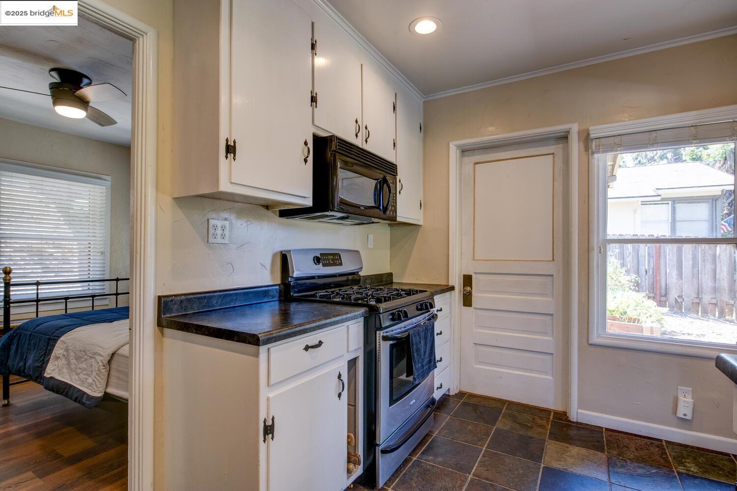 Detail Gallery Image 19 of 38 For 375 S Shepherd Street, Sonora,  CA 95370 - 2 Beds | 1 Baths