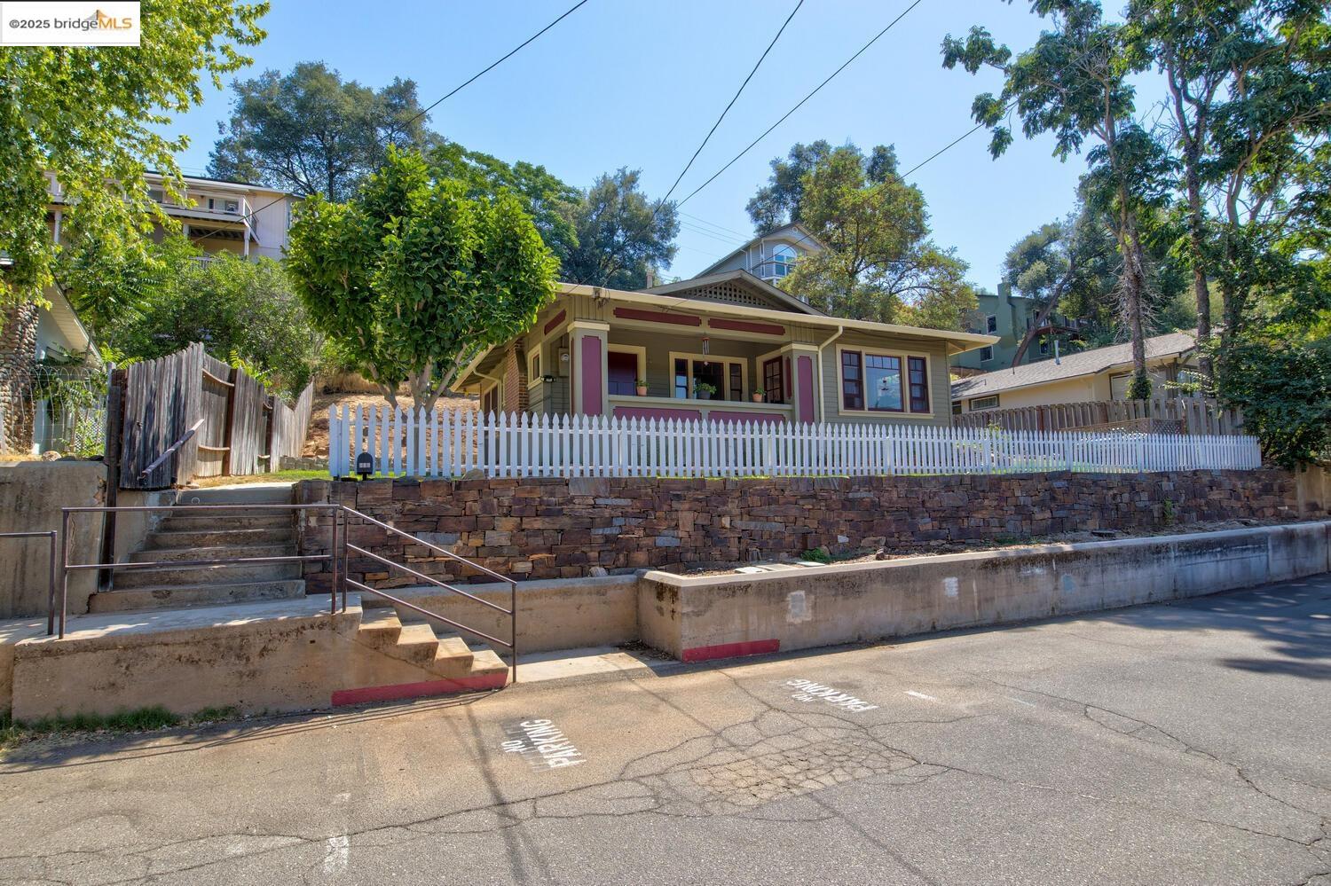 Detail Gallery Image 3 of 38 For 375 S Shepherd Street, Sonora,  CA 95370 - 2 Beds | 1 Baths