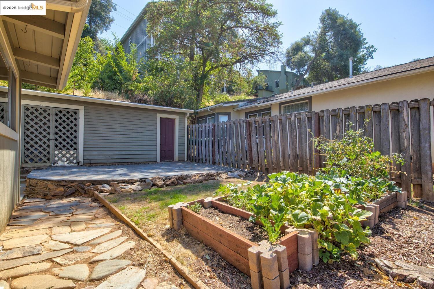 Detail Gallery Image 38 of 38 For 375 S Shepherd Street, Sonora,  CA 95370 - 2 Beds | 1 Baths