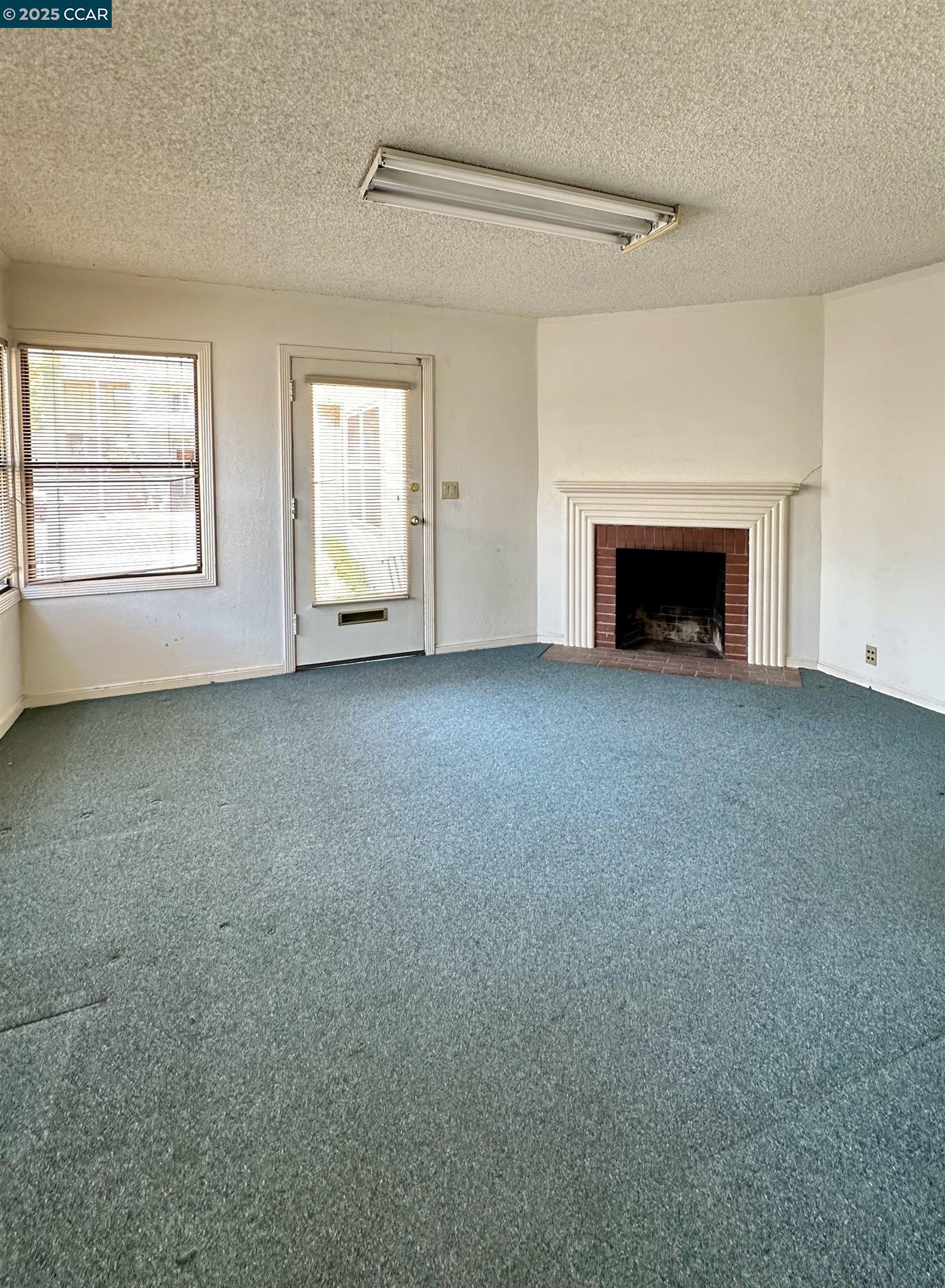 Detail Gallery Image 12 of 21 For 2062 Washington Ave, San Leandro,  CA 94577 - – Beds | – Baths