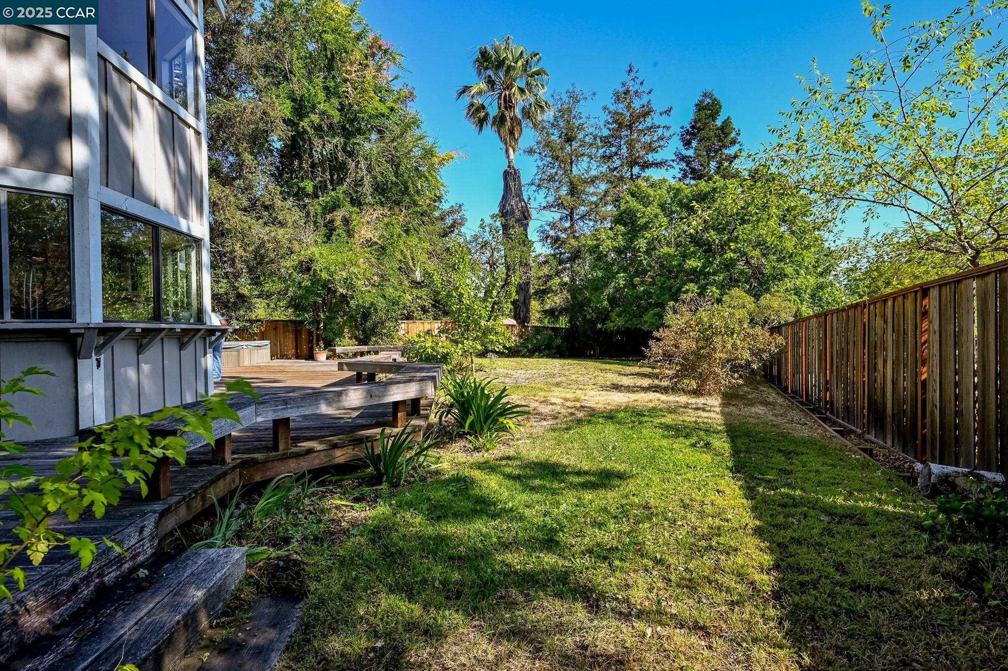 Detail Gallery Image 24 of 32 For 9 Lone Oak Ct, Pleasant Hill,  CA 94523 - 4 Beds | 2/1 Baths