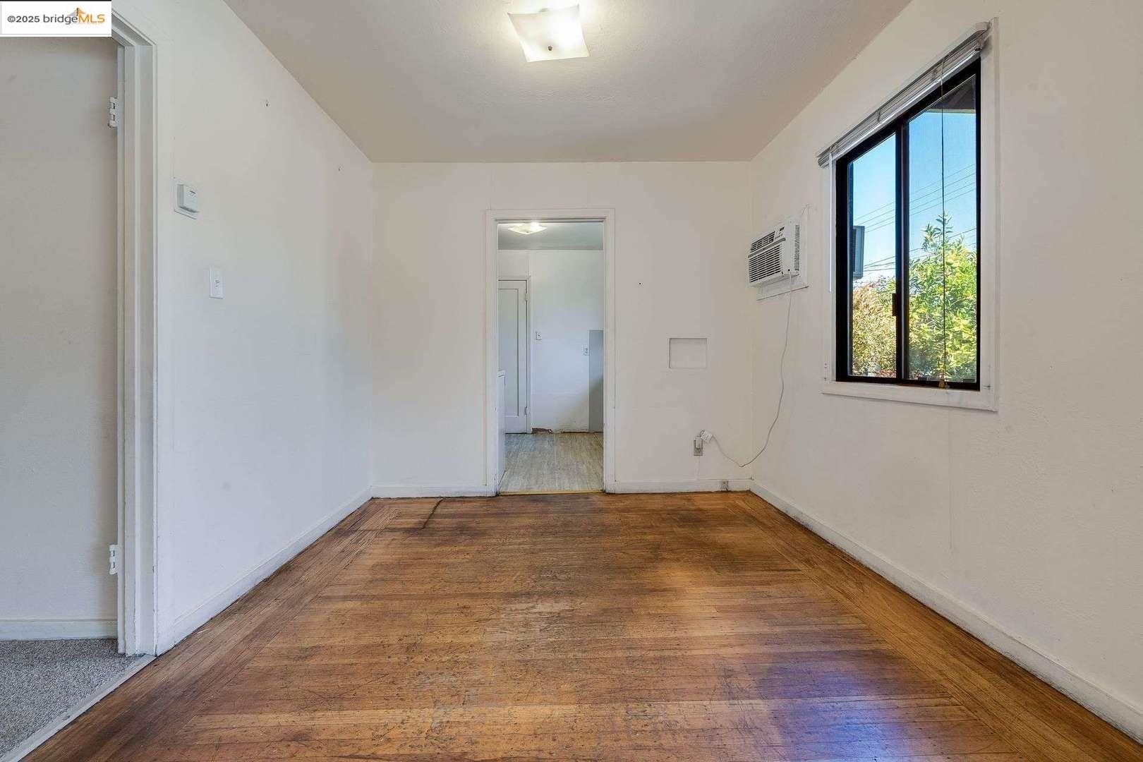 Detail Gallery Image 12 of 33 For 2840 Mount Diablo St, Concord,  CA 94518 - 2 Beds | 1 Baths