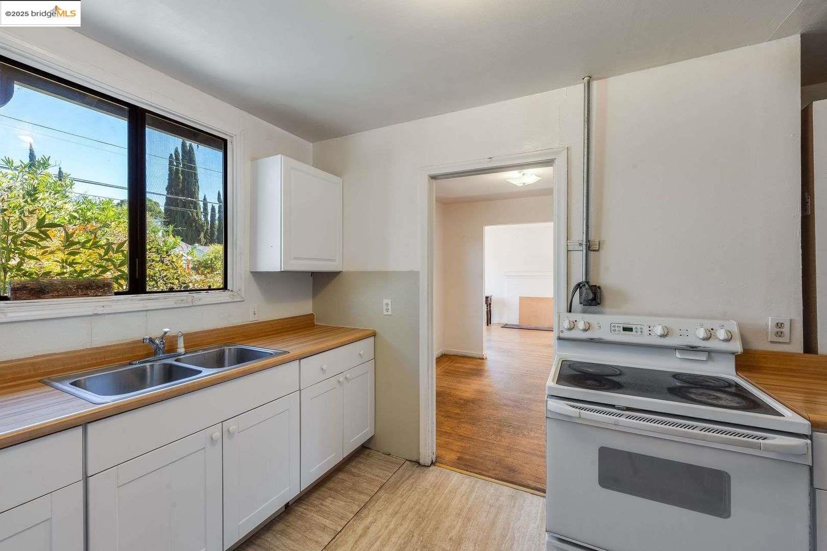 Detail Gallery Image 13 of 33 For 2840 Mount Diablo St, Concord,  CA 94518 - 2 Beds | 1 Baths