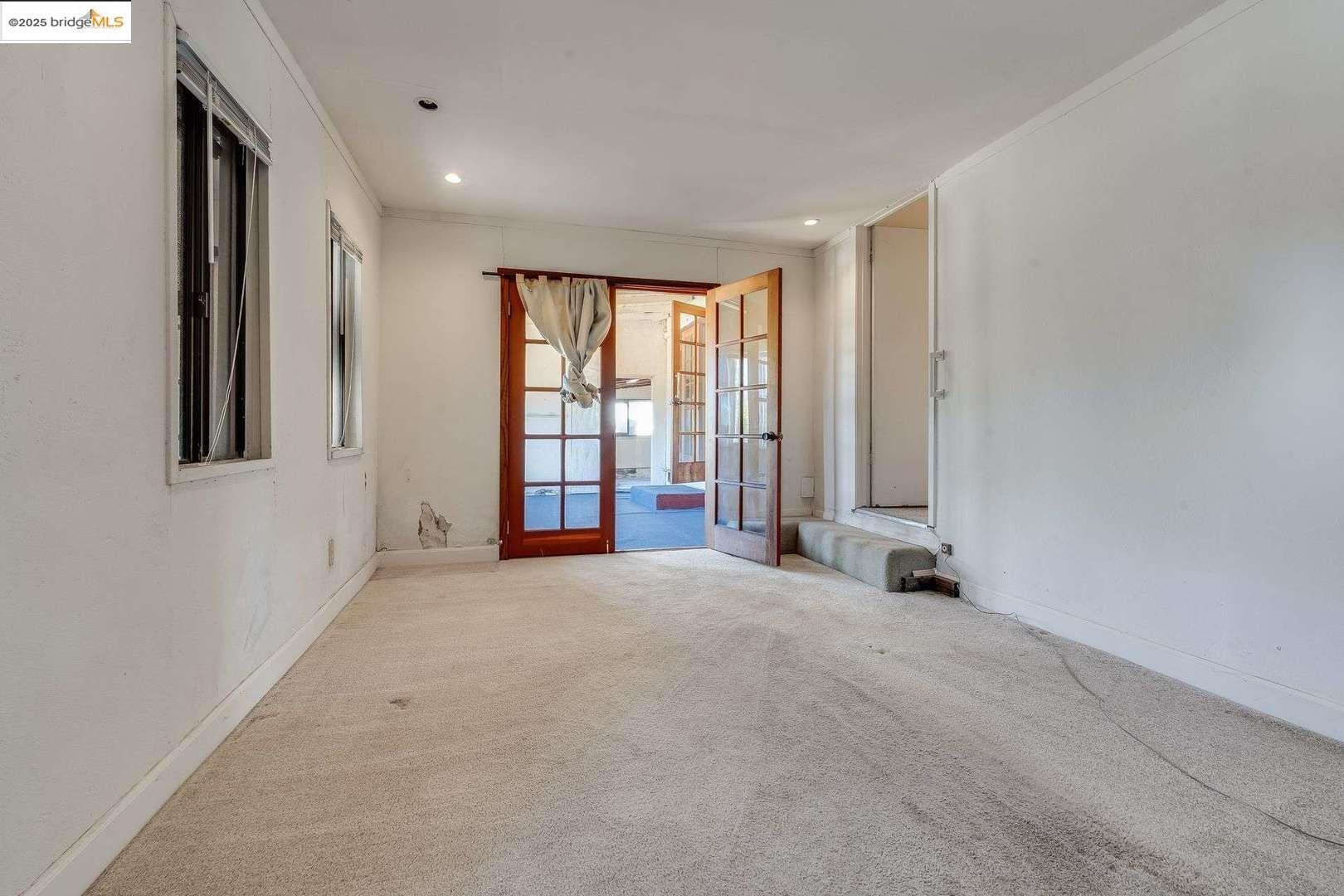 Detail Gallery Image 22 of 33 For 2840 Mount Diablo St, Concord,  CA 94518 - 2 Beds | 1 Baths