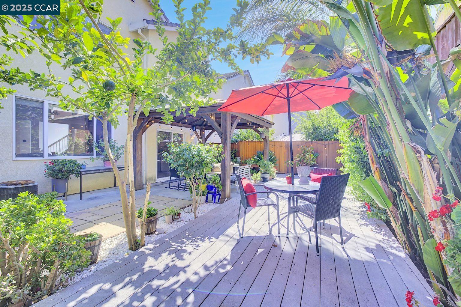 Detail Gallery Image 14 of 28 For 318 Bentley Ct, Pacheco,  CA 94553 - 4 Beds | 2/1 Baths