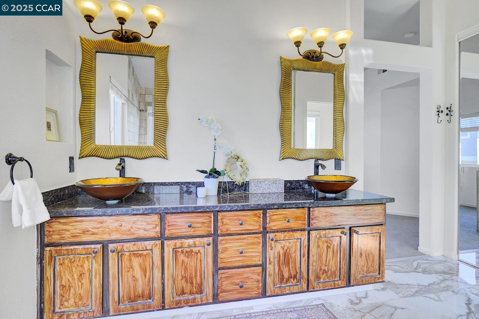 Detail Gallery Image 25 of 28 For 318 Bentley Ct, Pacheco,  CA 94553 - 4 Beds | 2/1 Baths