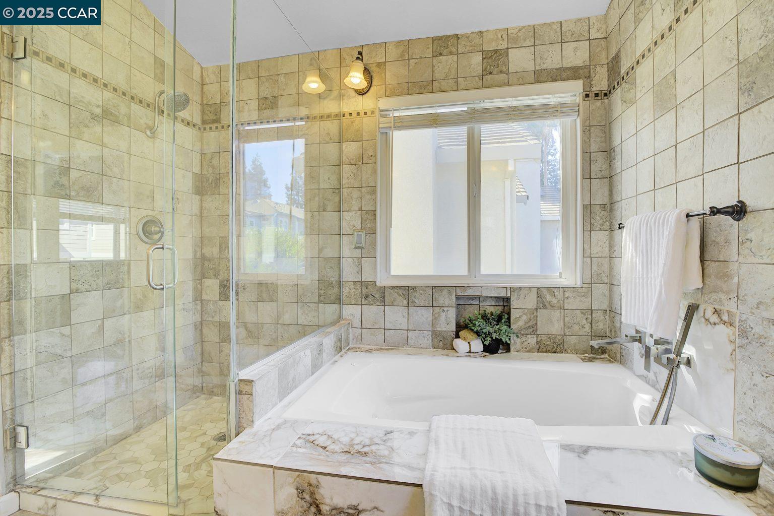 Detail Gallery Image 26 of 28 For 318 Bentley Ct, Pacheco,  CA 94553 - 4 Beds | 2/1 Baths