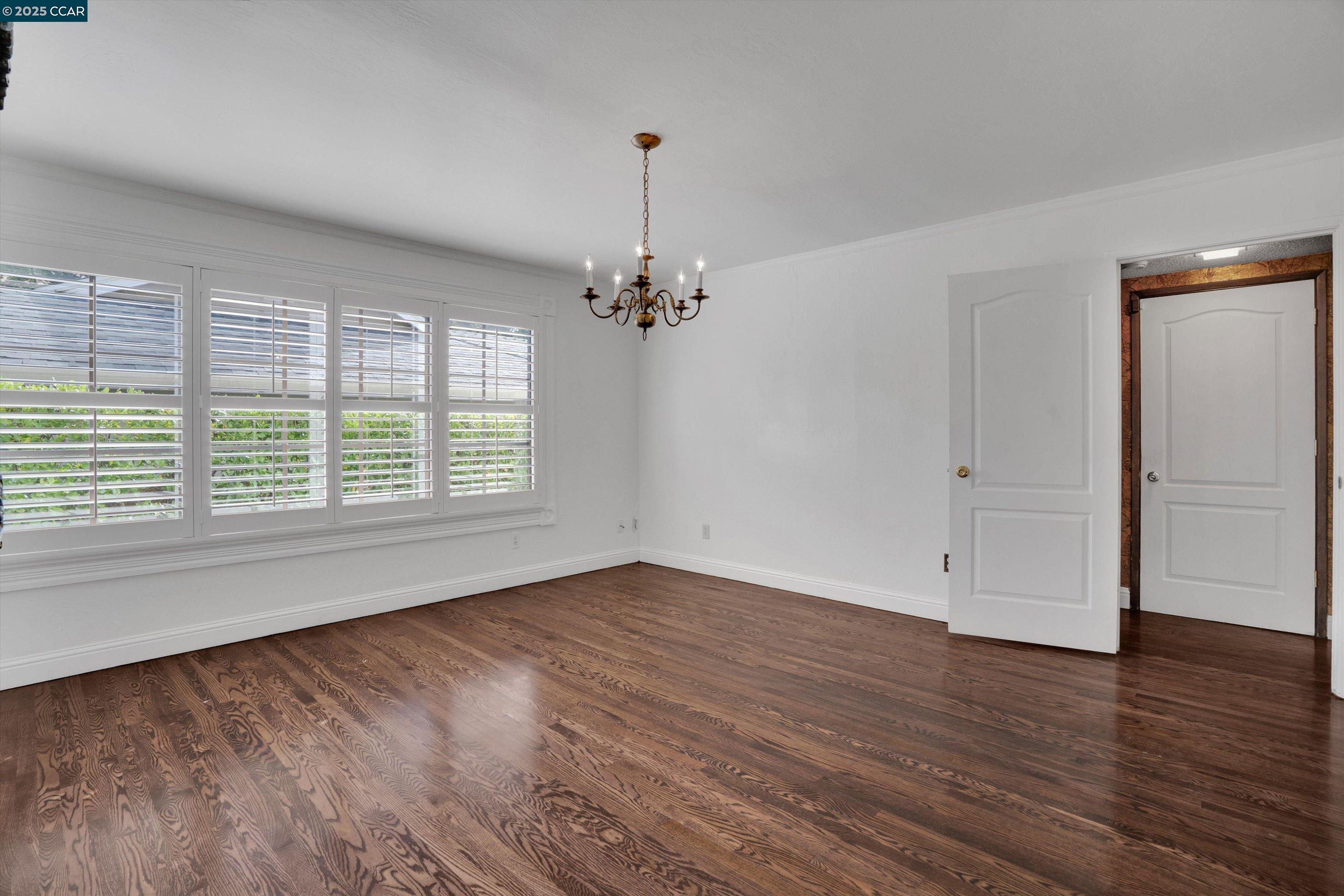 Detail Gallery Image 11 of 30 For 4404 Meadowbrook Dr, Richmond,  CA 94803 - 3 Beds | 2 Baths