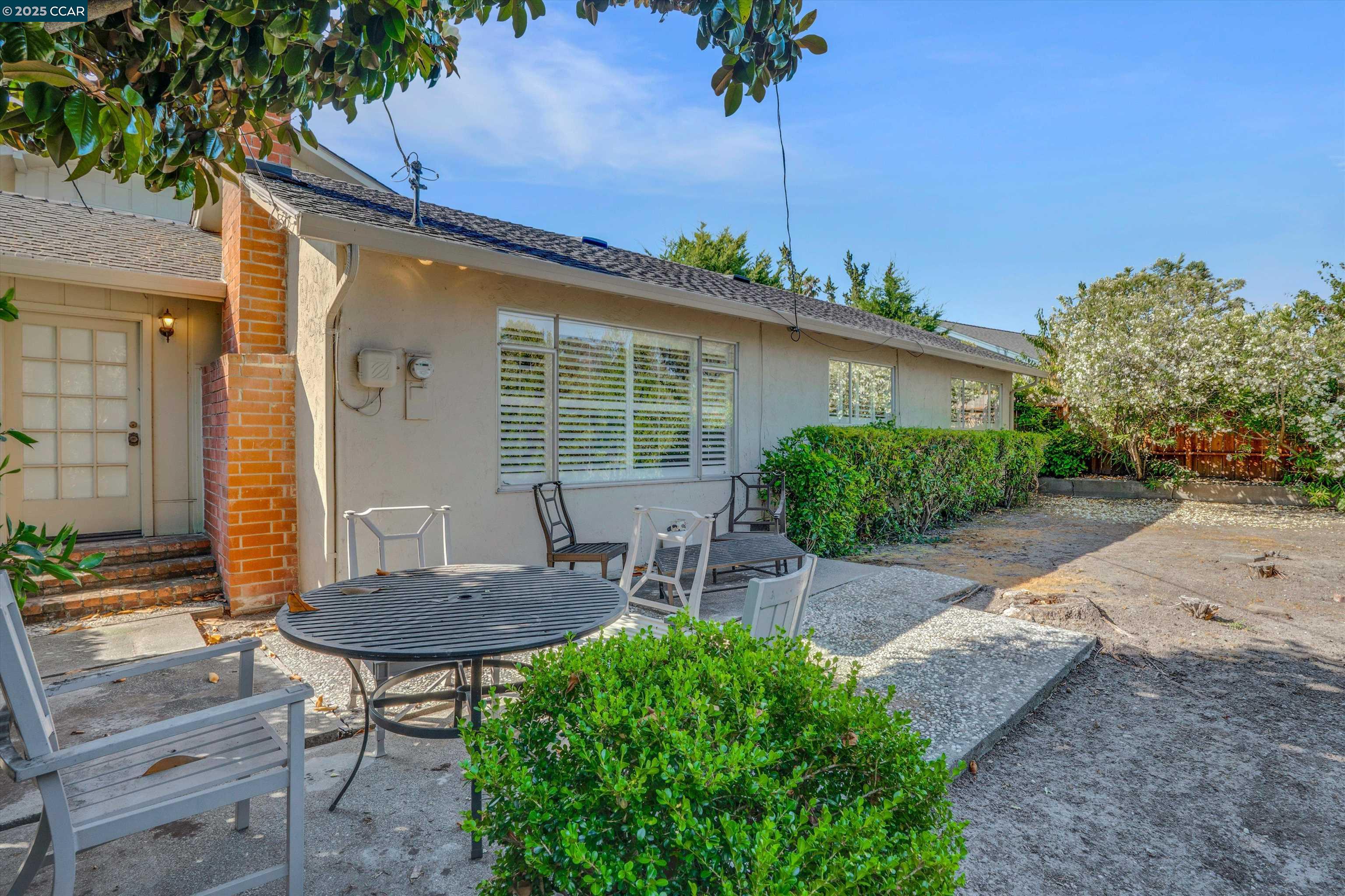 Detail Gallery Image 28 of 30 For 4404 Meadowbrook Dr, Richmond,  CA 94803 - 3 Beds | 2 Baths