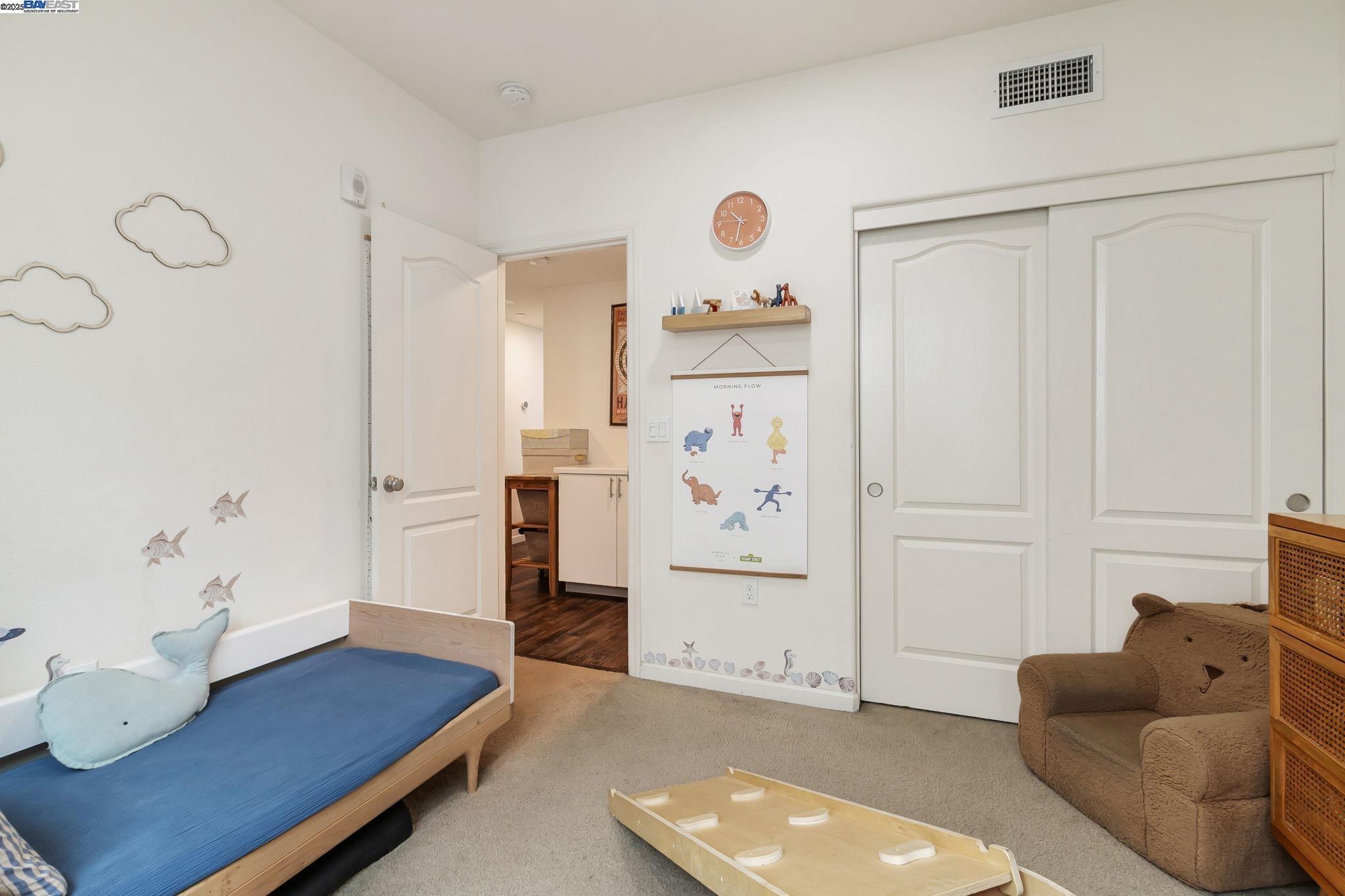 Detail Gallery Image 17 of 38 For 223 William Manly St #1,  San Jose,  CA 95136 - 3 Beds | 3 Baths
