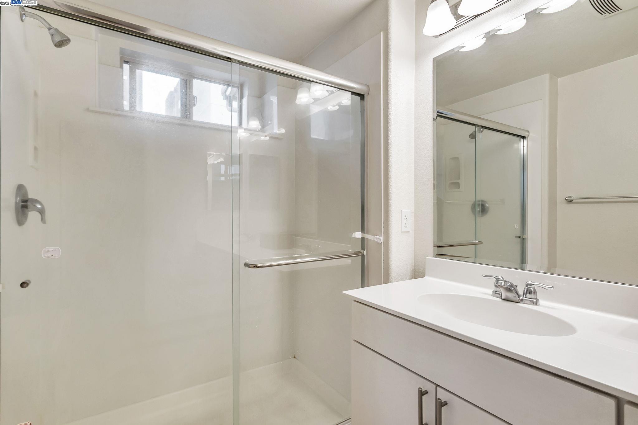 Detail Gallery Image 25 of 38 For 223 William Manly St #1,  San Jose,  CA 95136 - 3 Beds | 3 Baths
