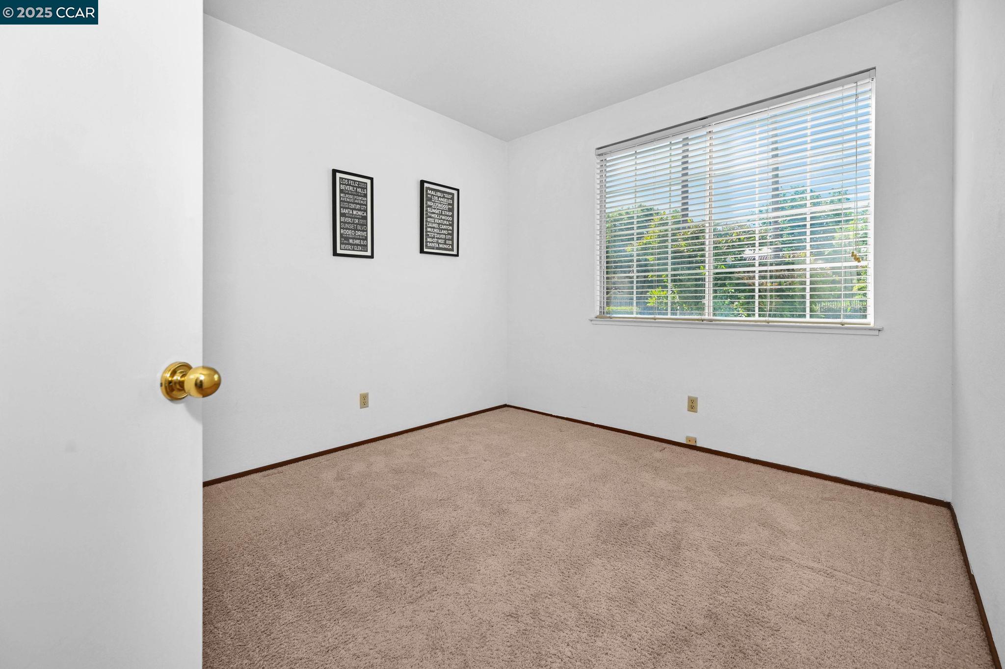 Photo #11: 41108416 Listing: Photo #11
