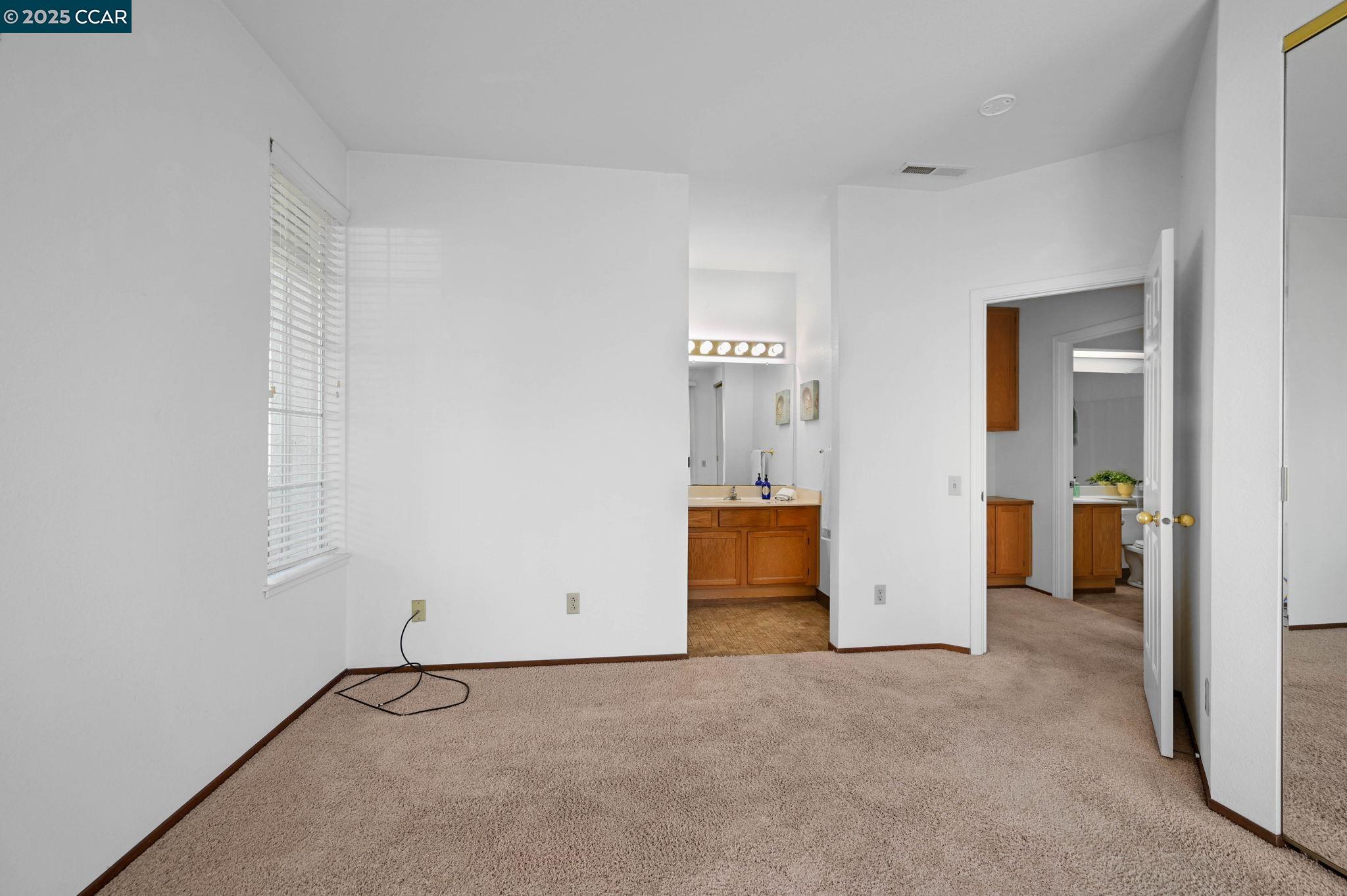 Photo #25: 41108416 Listing: Photo #25