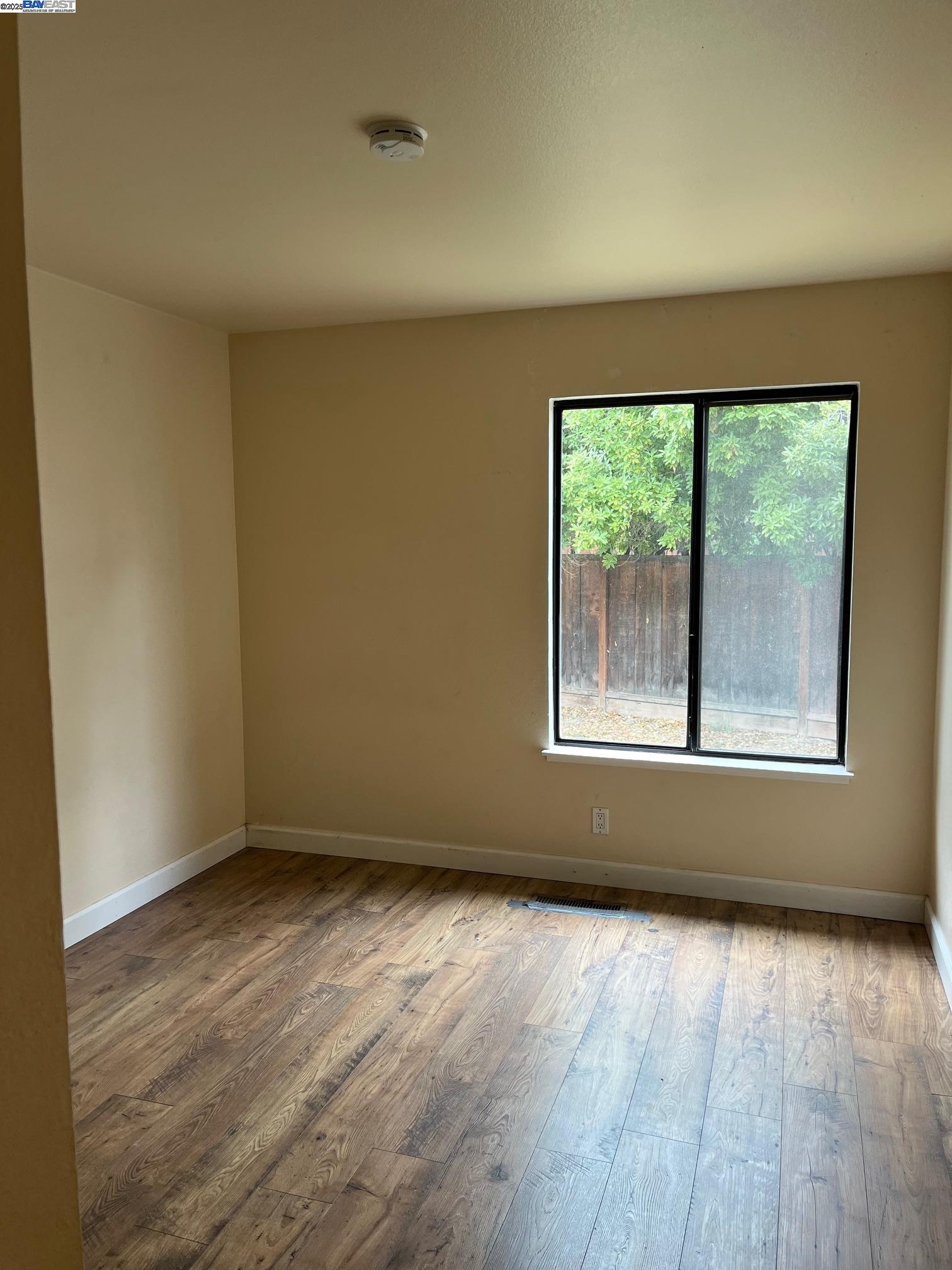 Detail Gallery Image 17 of 30 For 1238 Orloff Dr, Pleasanton,  CA 94566 - 3 Beds | 2 Baths