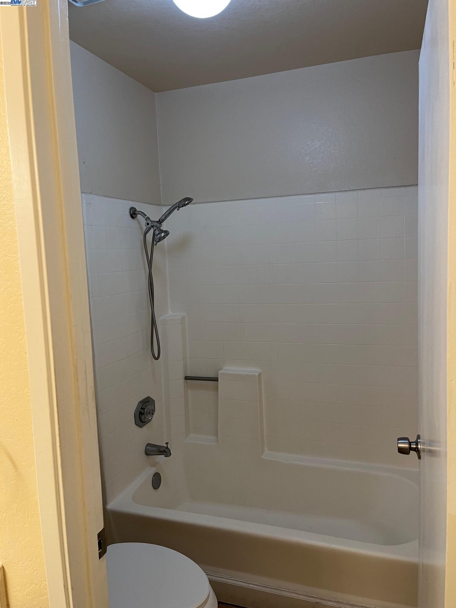 Detail Gallery Image 18 of 30 For 1238 Orloff Dr, Pleasanton,  CA 94566 - 3 Beds | 2 Baths
