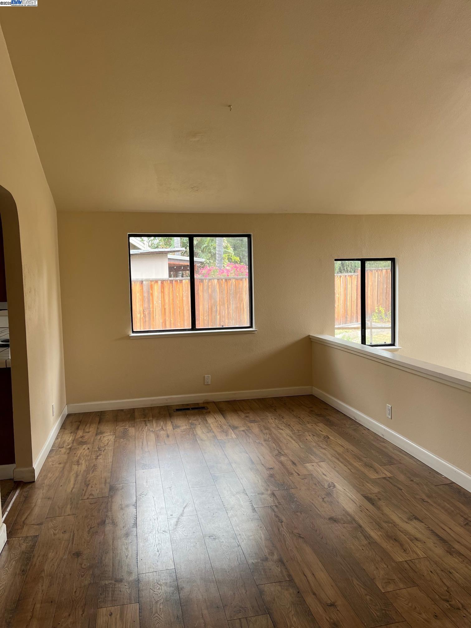 Detail Gallery Image 4 of 30 For 1238 Orloff Dr, Pleasanton,  CA 94566 - 3 Beds | 2 Baths