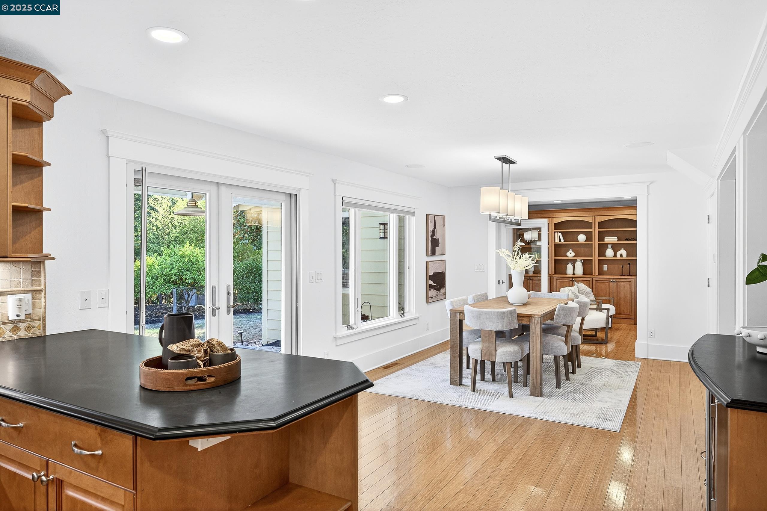 Detail Gallery Image 14 of 58 For 1206 Rimer Dr, Moraga,  CA 94556 - 5 Beds | 4 Baths