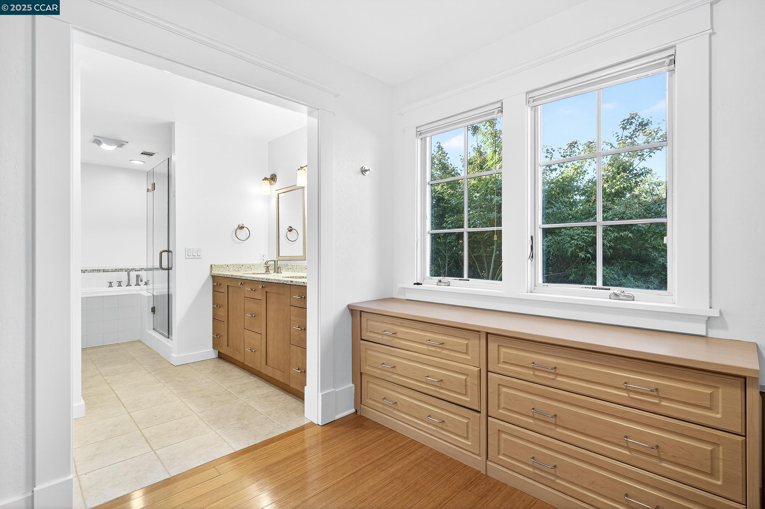 Detail Gallery Image 31 of 58 For 1206 Rimer Dr, Moraga,  CA 94556 - 5 Beds | 4 Baths