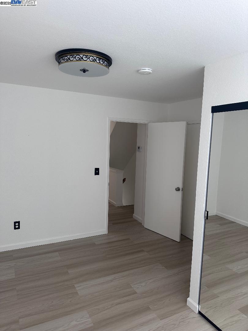 Detail Gallery Image 16 of 33 For 1021 Santa Ines Ct, Oakland,  CA 94601 - 3 Beds | 2 Baths
