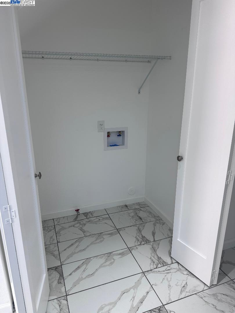 Detail Gallery Image 23 of 33 For 1021 Santa Ines Ct, Oakland,  CA 94601 - 3 Beds | 2 Baths