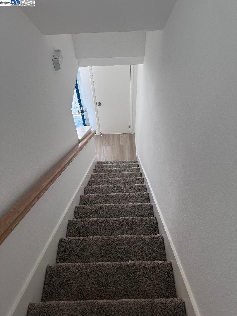 Detail Gallery Image 31 of 33 For 1021 Santa Ines Ct, Oakland,  CA 94601 - 3 Beds | 2 Baths