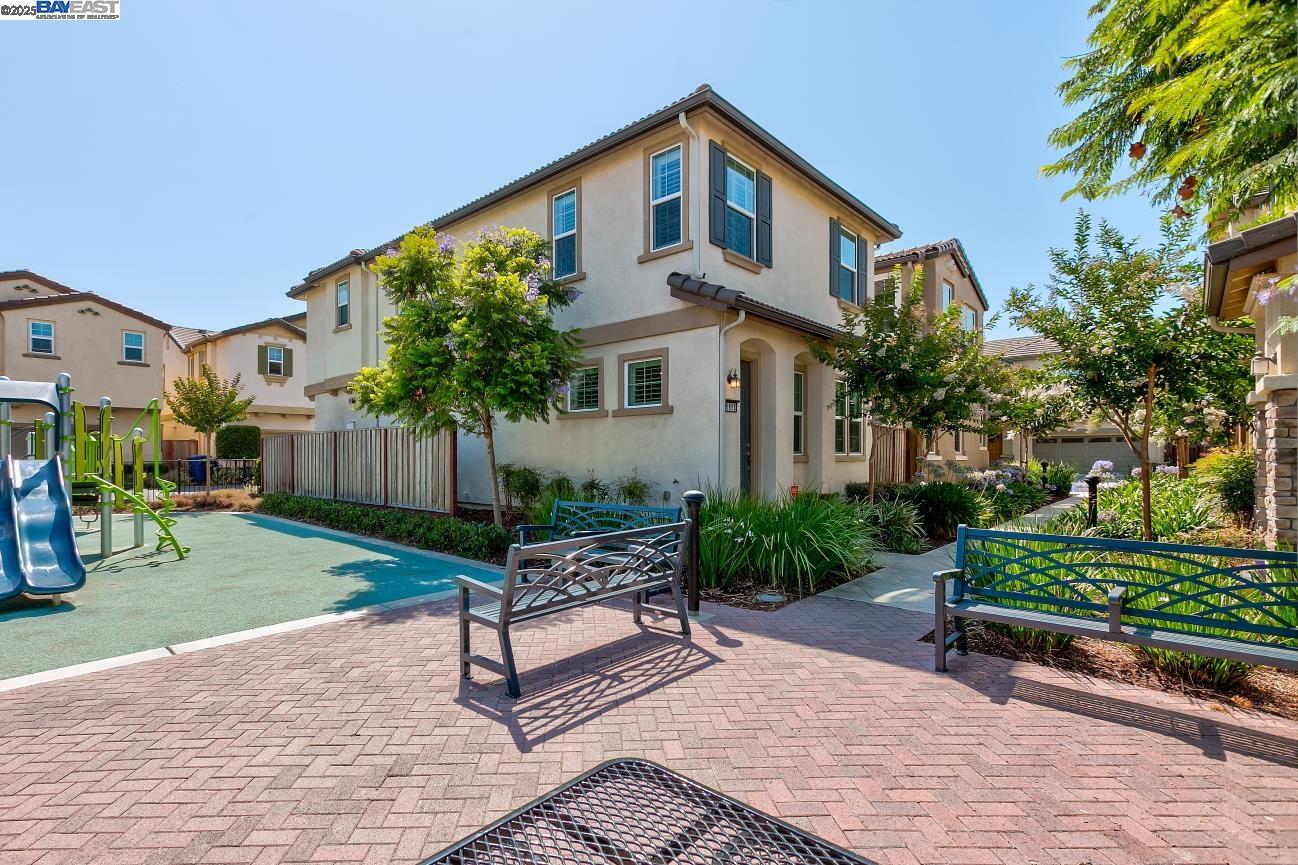 Front Image Thumbnail for BE41108420