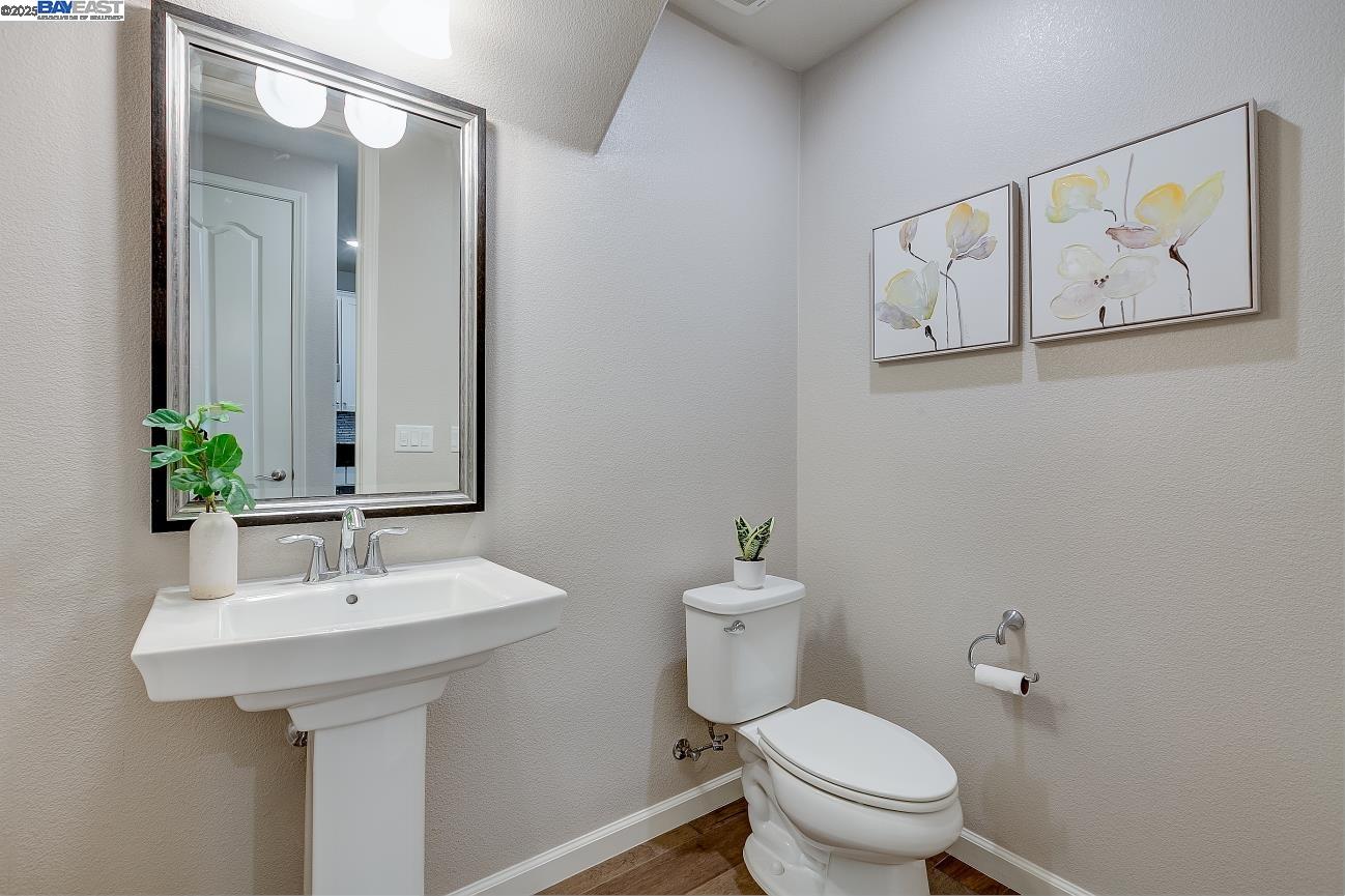 Detail Gallery Image 17 of 44 For 1513 Sylvia St, Hayward,  CA 94545 - 3 Beds | 2/1 Baths