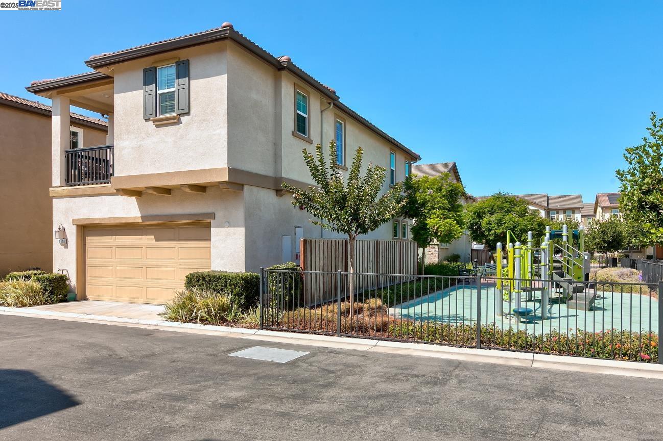 Detail Gallery Image 40 of 44 For 1513 Sylvia St, Hayward,  CA 94545 - 3 Beds | 2/1 Baths