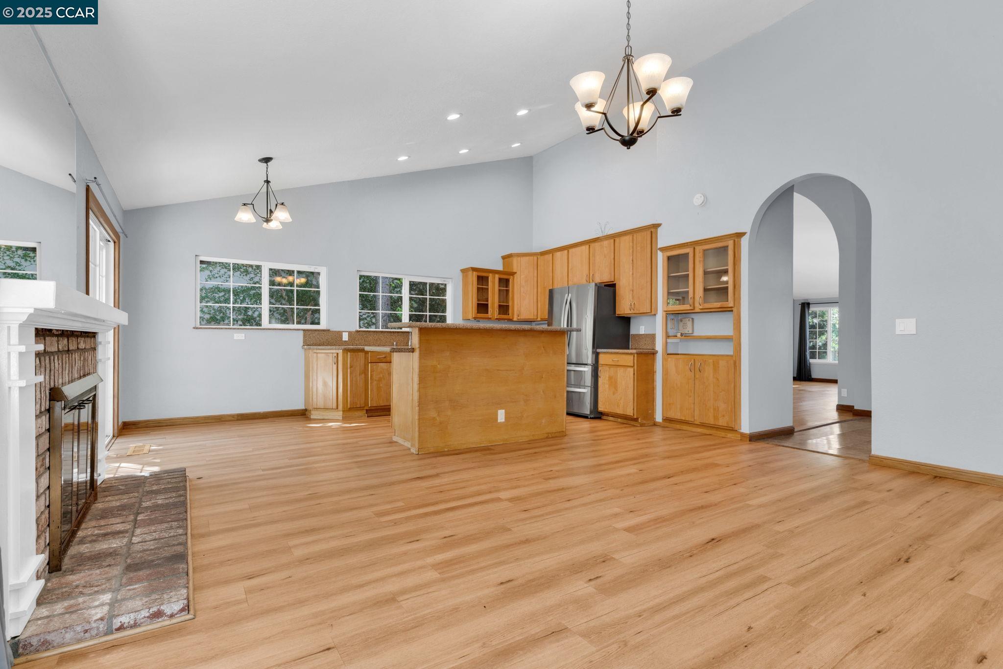 Detail Gallery Image 12 of 47 For 920 Palmer Rd, Walnut Creek,  CA 94596 - 3 Beds | 2 Baths