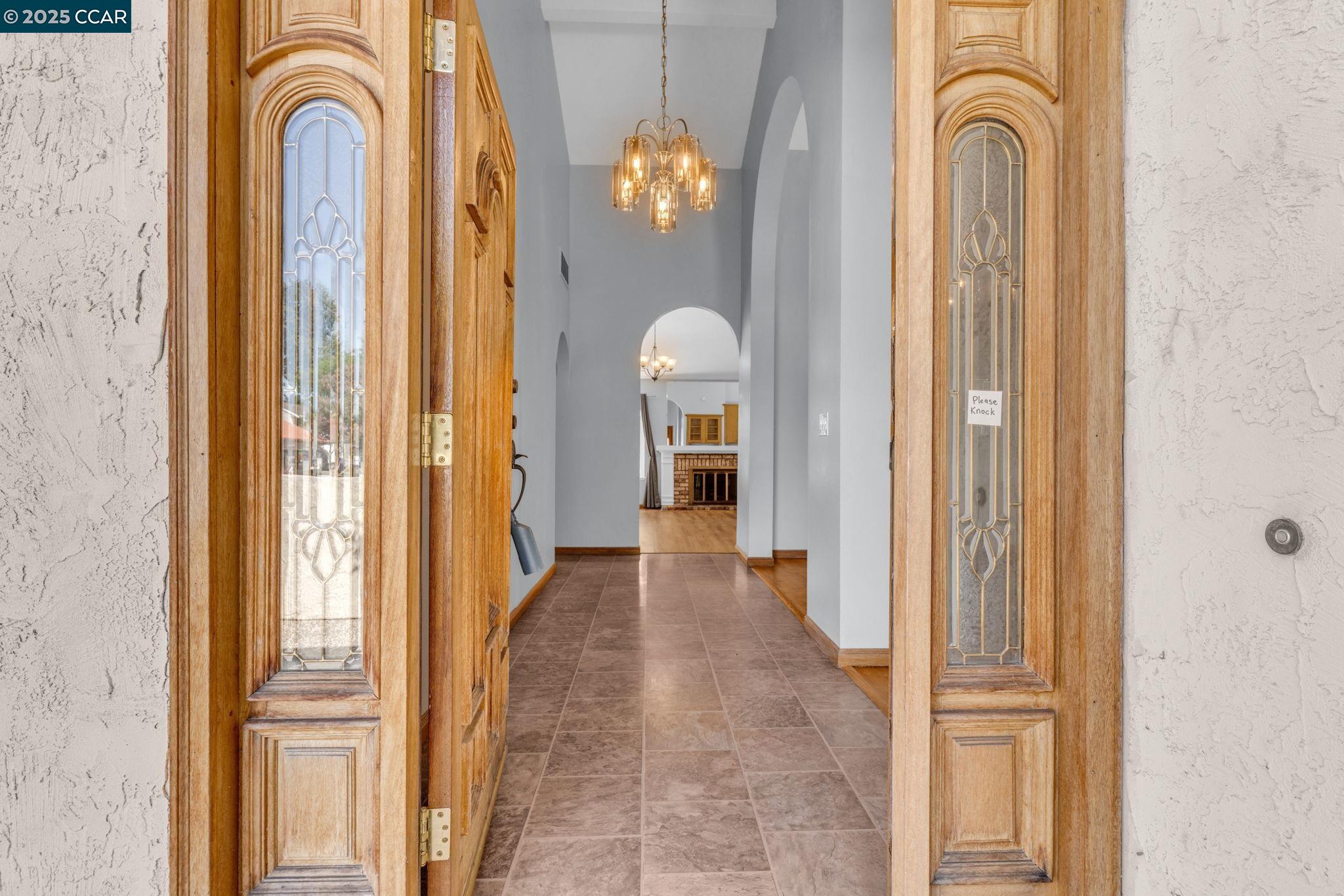Detail Gallery Image 3 of 47 For 920 Palmer Rd, Walnut Creek,  CA 94596 - 3 Beds | 2 Baths