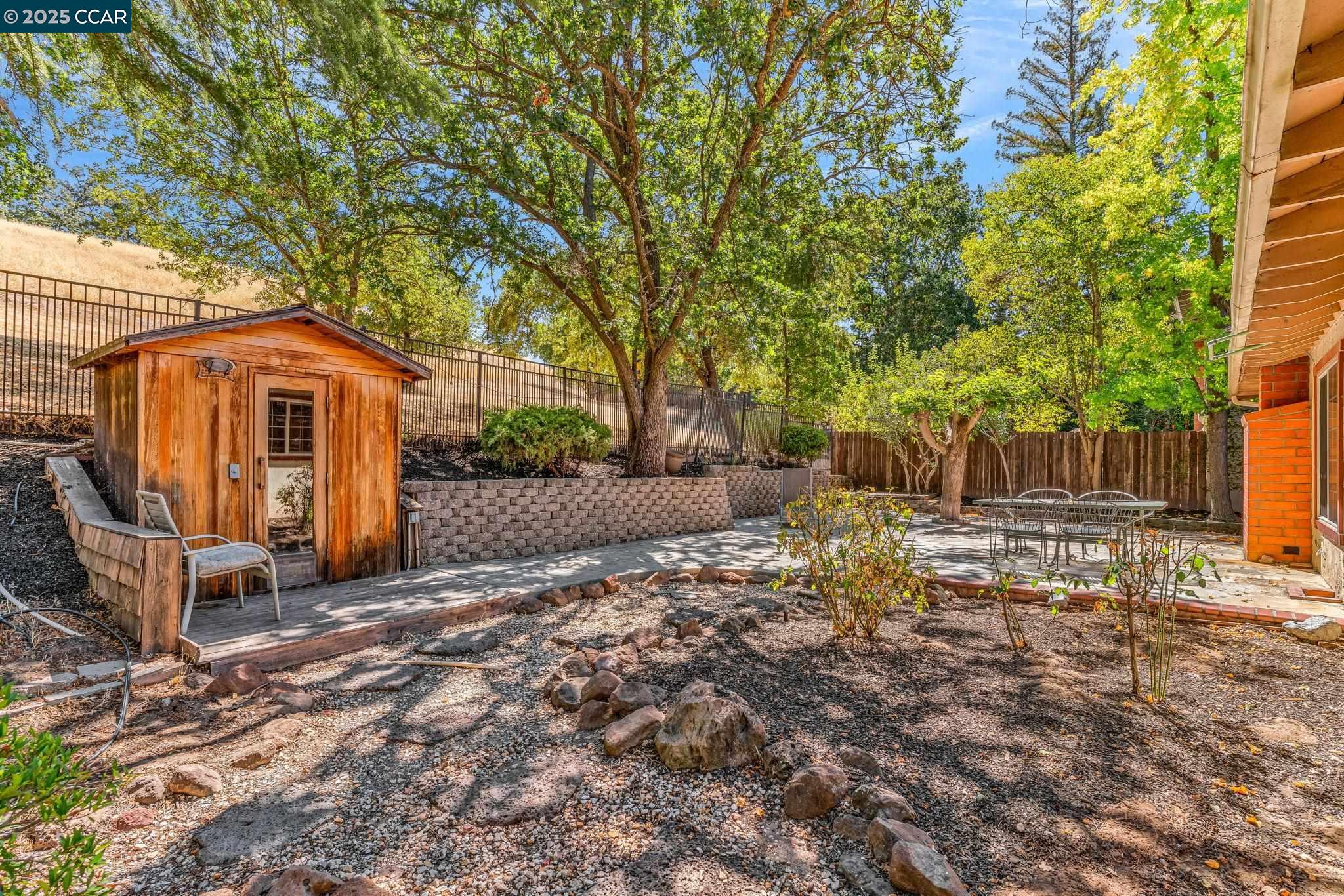 Detail Gallery Image 8 of 47 For 920 Palmer Rd, Walnut Creek,  CA 94596 - 3 Beds | 2 Baths