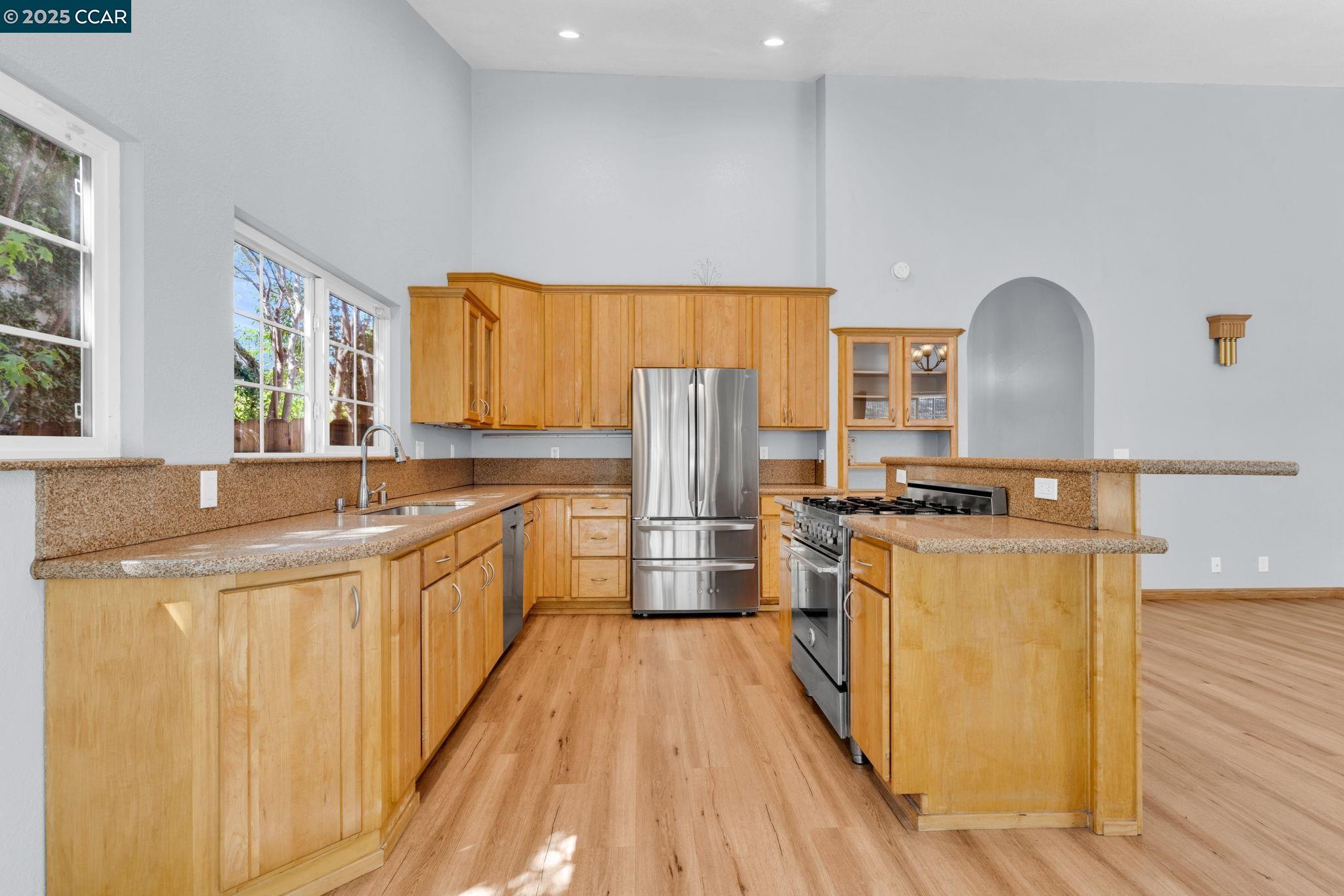 Detail Gallery Image 9 of 47 For 920 Palmer Rd, Walnut Creek,  CA 94596 - 3 Beds | 2 Baths