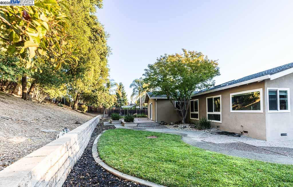 Detail Gallery Image 24 of 30 For 7897 Meadowbrook Court, Pleasanton,  CA 94588 - 4 Beds | 2 Baths
