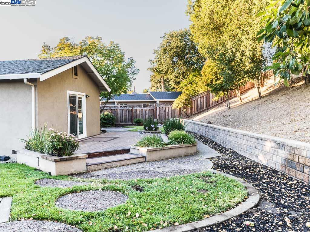 Detail Gallery Image 26 of 30 For 7897 Meadowbrook Court, Pleasanton,  CA 94588 - 4 Beds | 2 Baths