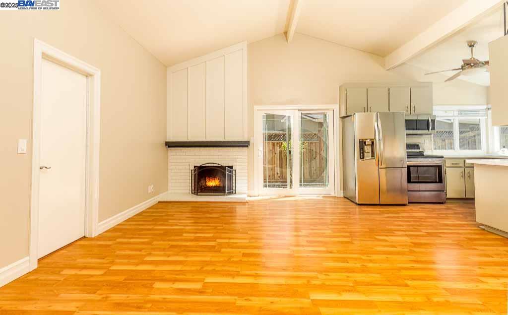 Detail Gallery Image 7 of 30 For 7897 Meadowbrook Court, Pleasanton,  CA 94588 - 4 Beds | 2 Baths