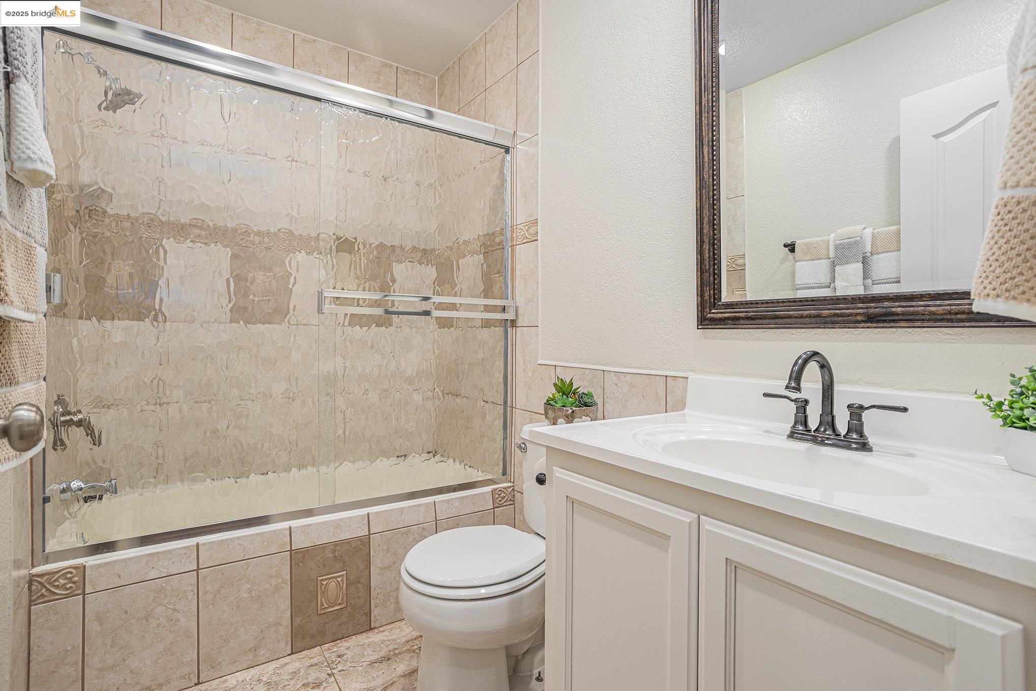 Detail Gallery Image 22 of 44 For 11 Pinenut Ct, Oakley,  CA 94561 - 6 Beds | 3 Baths