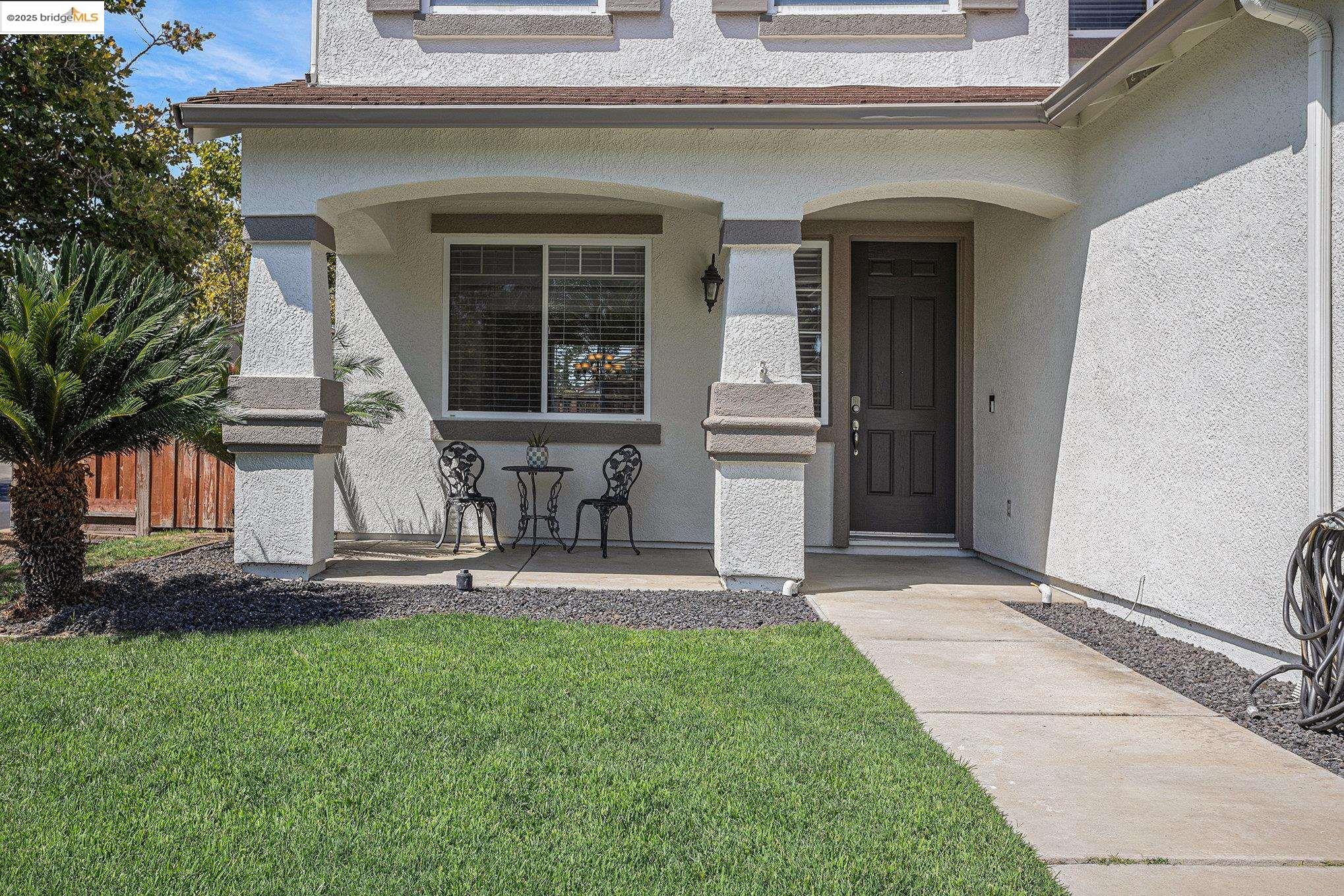 Detail Gallery Image 6 of 44 For 11 Pinenut Ct, Oakley,  CA 94561 - 6 Beds | 3 Baths