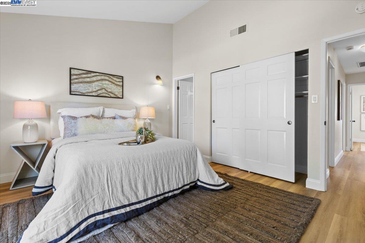 Detail Gallery Image 18 of 36 For 6117 Brigantine Dr, San Jose,  CA 95129 - 4 Beds | 2/1 Baths