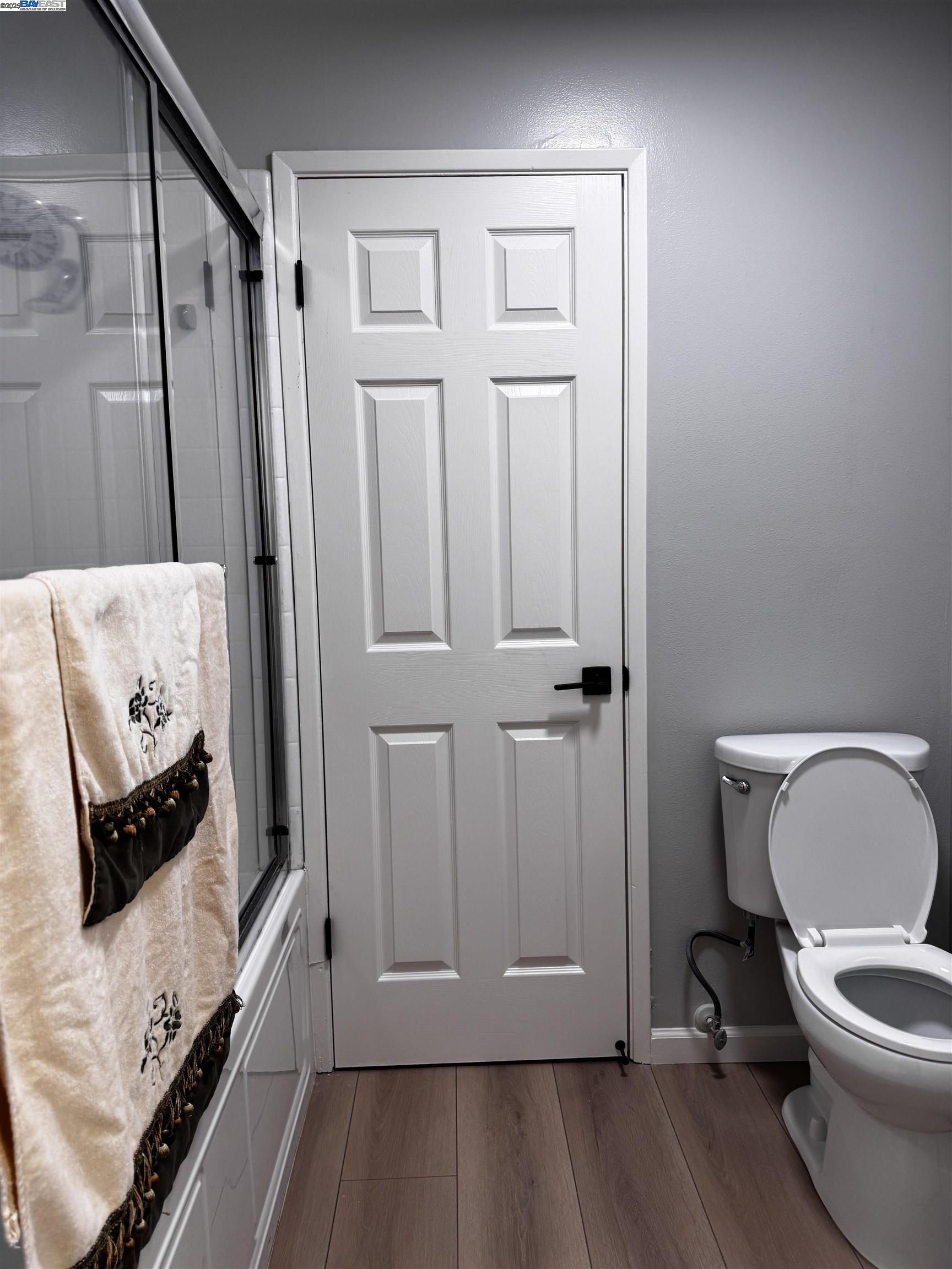 Detail Gallery Image 8 of 12 For 2755 Country Drive, Fremont,  CA 94536-5345 - 2 Beds | 1/1 Baths