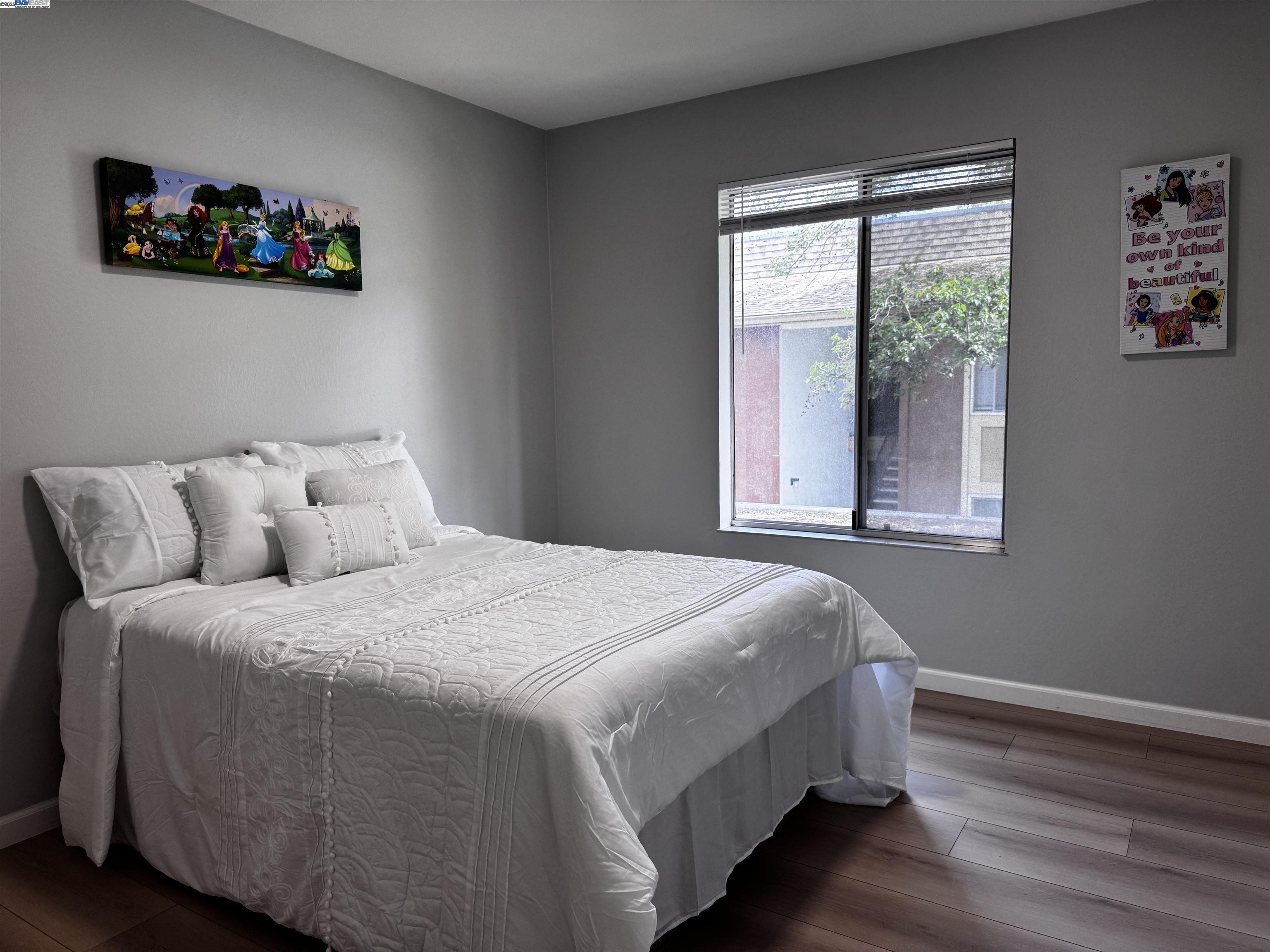 Detail Gallery Image 9 of 12 For 2755 Country Drive, Fremont,  CA 94536-5345 - 2 Beds | 1/1 Baths