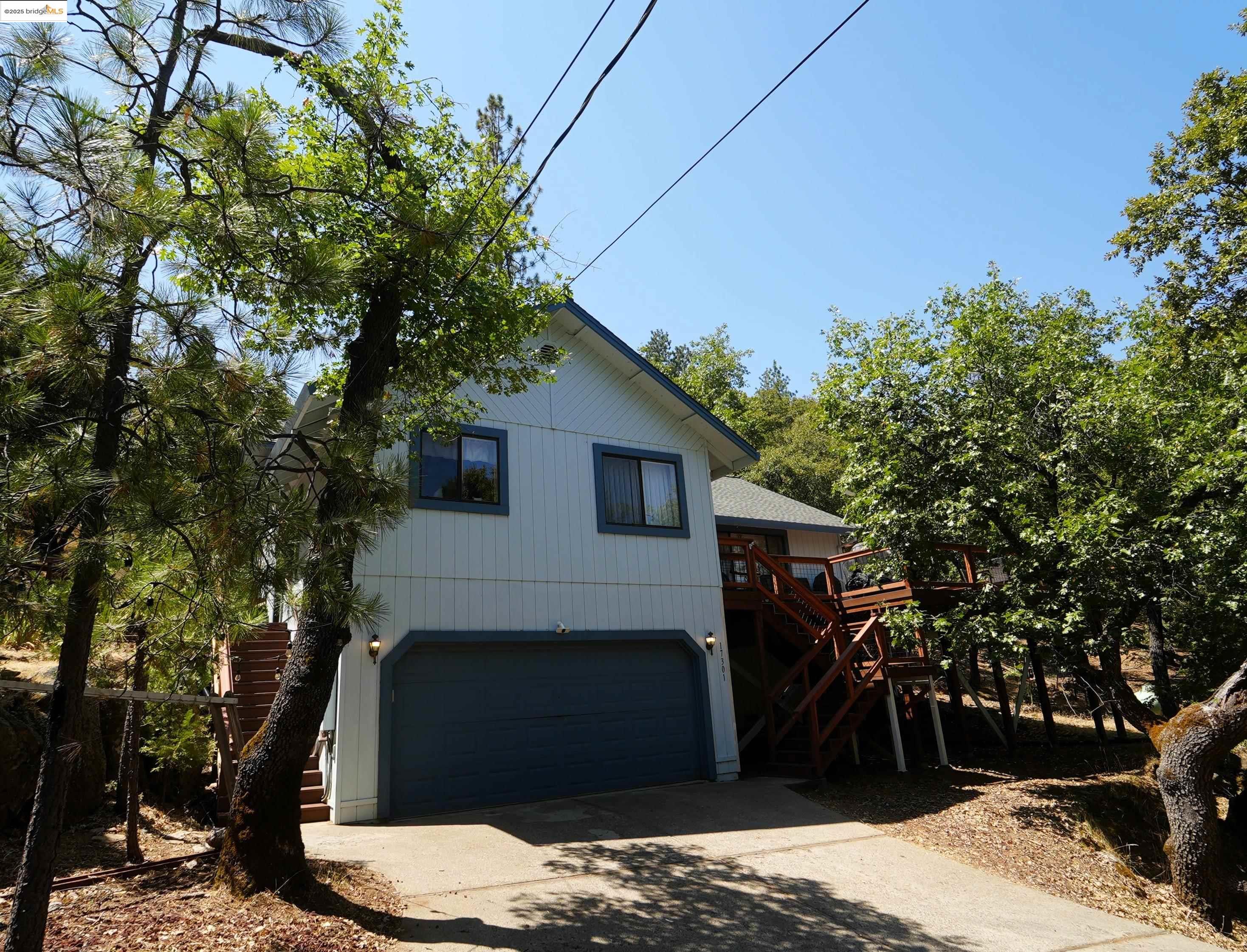 Detail Gallery Image 1 of 47 For 17301 Smokey River, Sonora,  CA 95370 - 3 Beds | 2 Baths