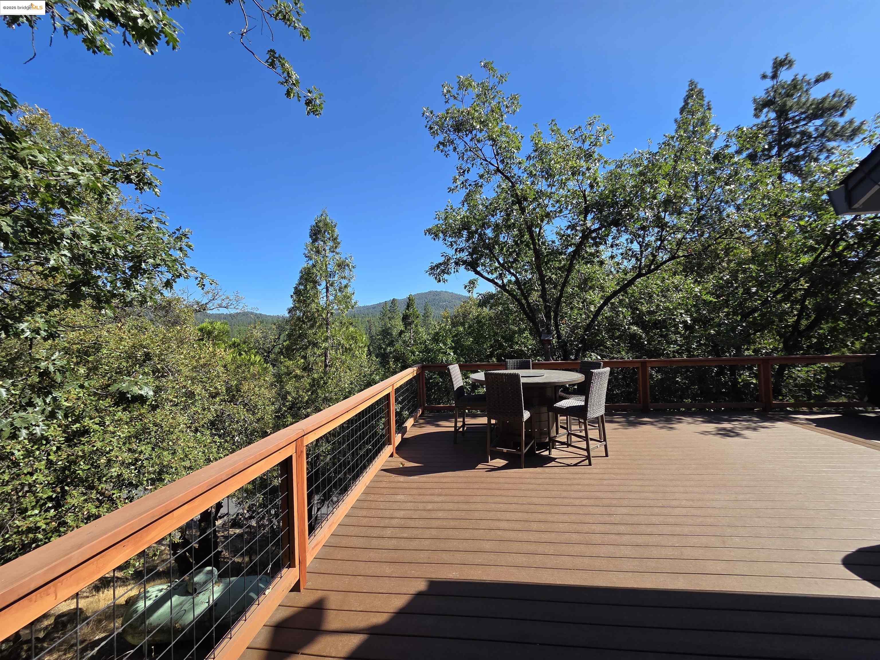 Detail Gallery Image 3 of 47 For 17301 Smokey River, Sonora,  CA 95370 - 3 Beds | 2 Baths