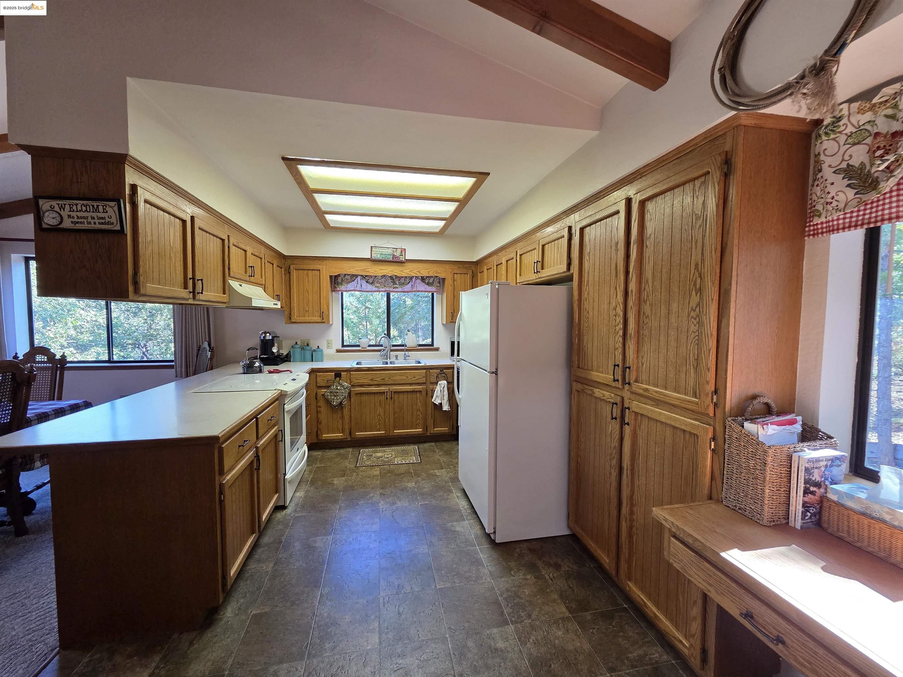 Detail Gallery Image 7 of 47 For 17301 Smokey River, Sonora,  CA 95370 - 3 Beds | 2 Baths