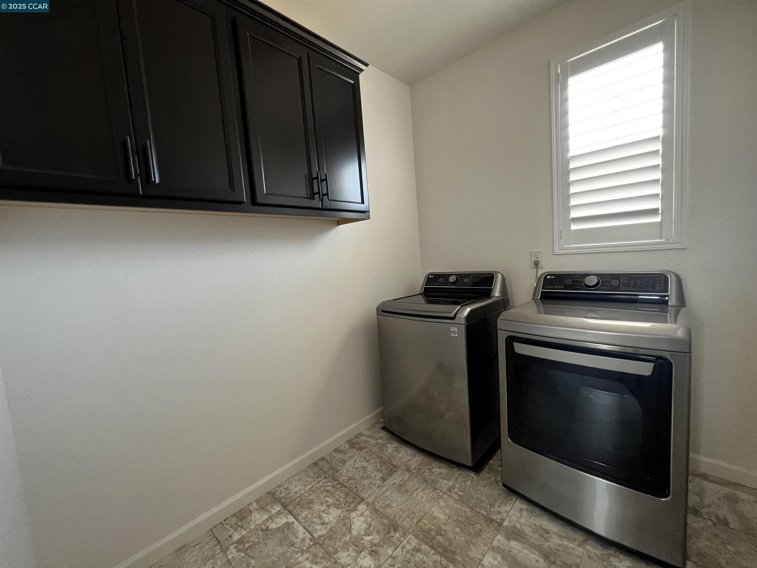 Detail Gallery Image 15 of 23 For 742 Iris Dr, Vallejo,  CA 95687 - 3 Beds | 2/1 Baths