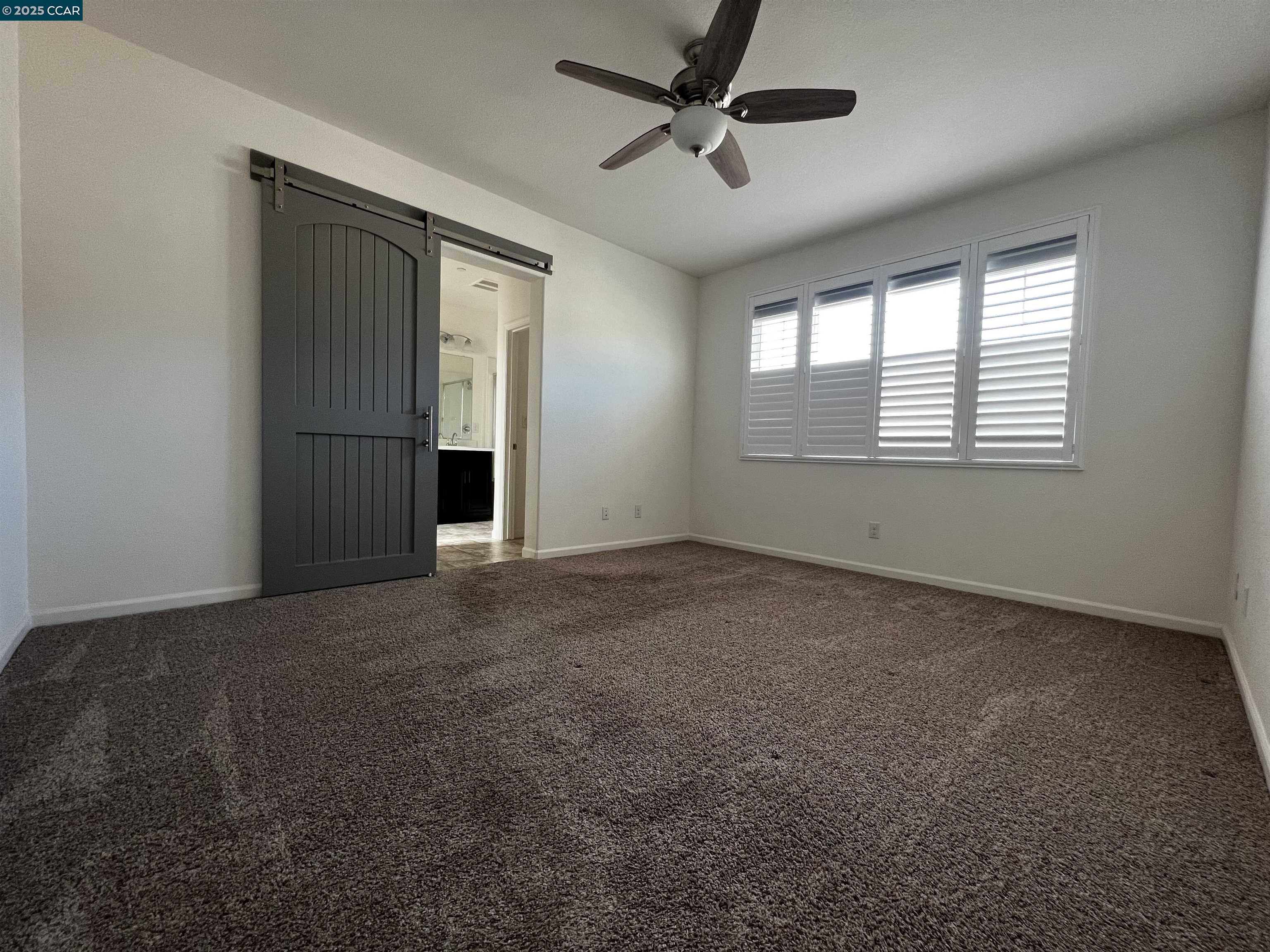 Detail Gallery Image 10 of 23 For 742 Iris Dr, Vallejo,  CA 95687 - 3 Beds | 2/1 Baths