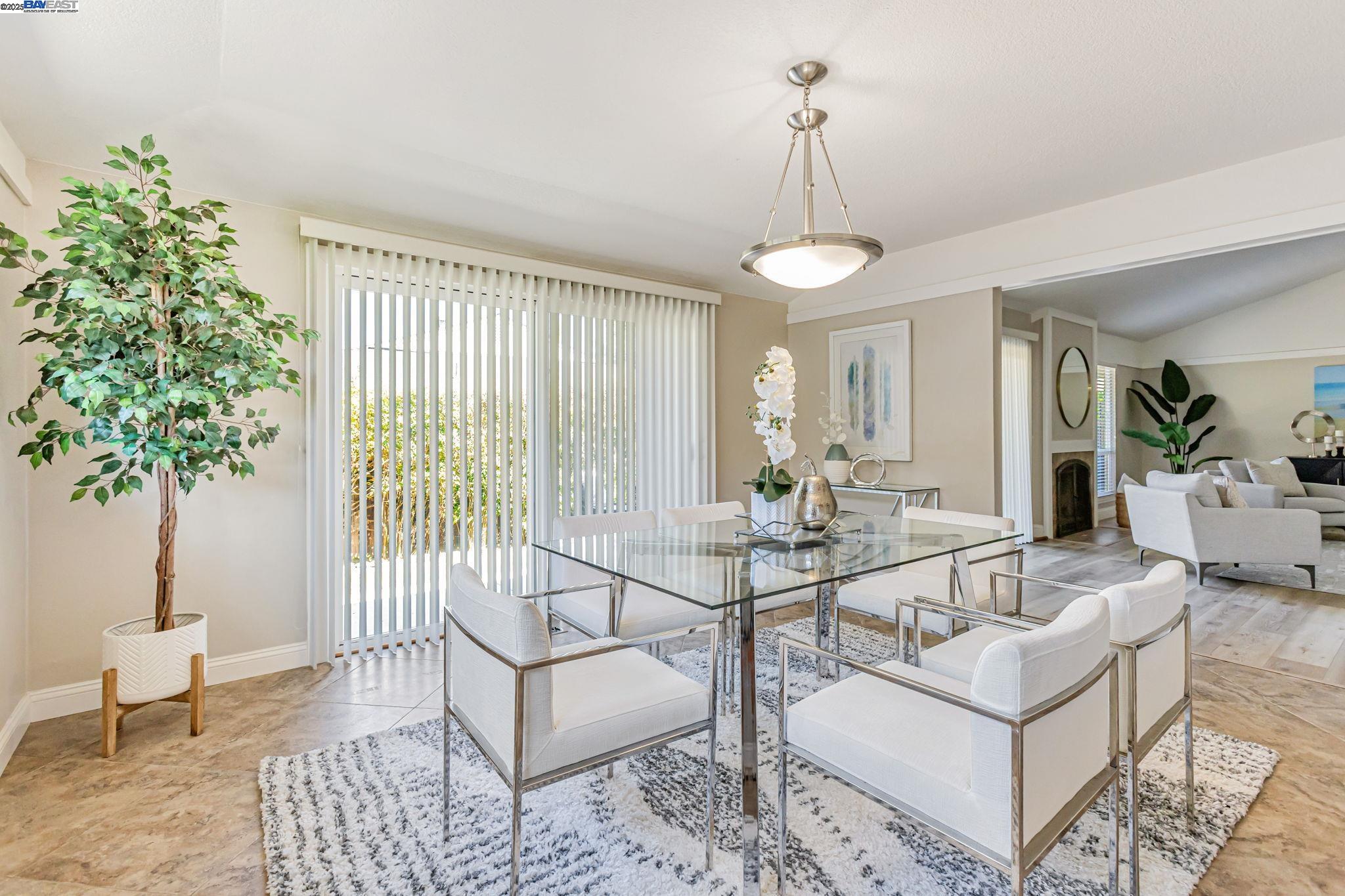 Detail Gallery Image 11 of 27 For 2692 Shadow Mountain Drive, San Ramon,  CA 94583-1828 - 2 Beds | 2 Baths