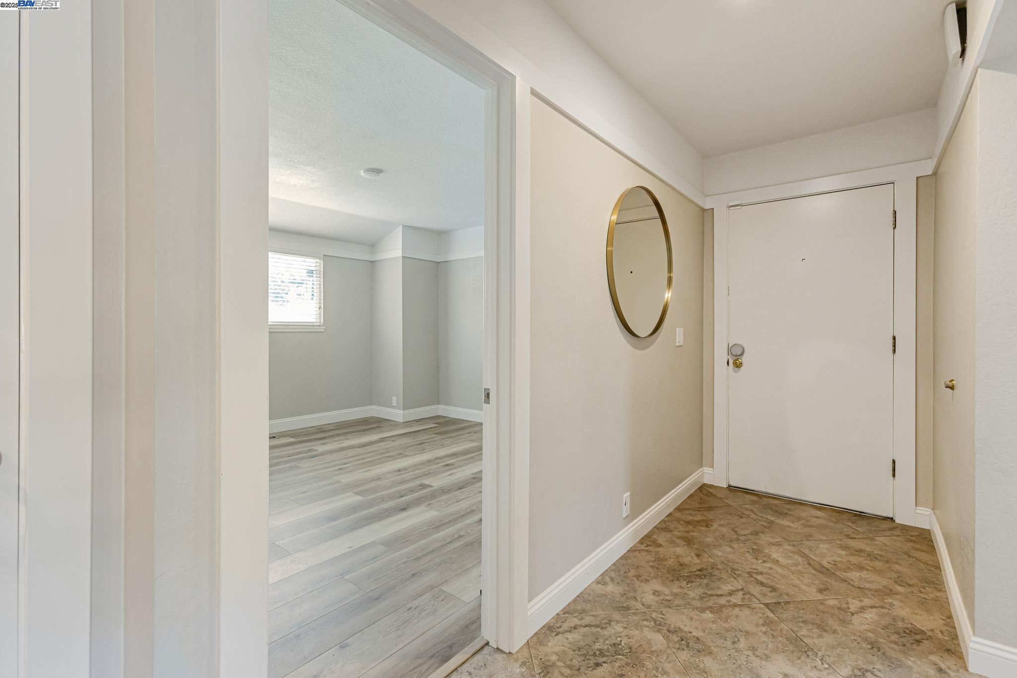 Detail Gallery Image 4 of 27 For 2692 Shadow Mountain Drive, San Ramon,  CA 94583-1828 - 2 Beds | 2 Baths