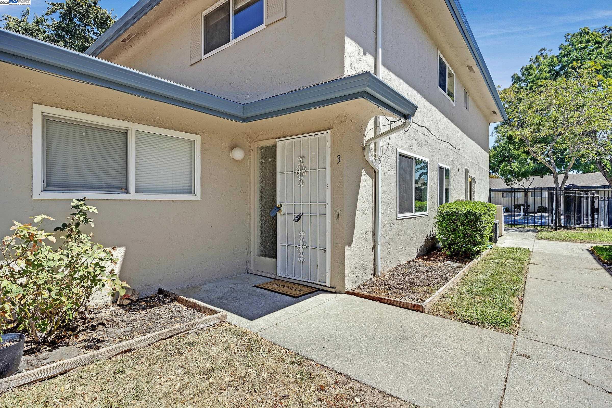 Photo #2: 41108433 Listing 